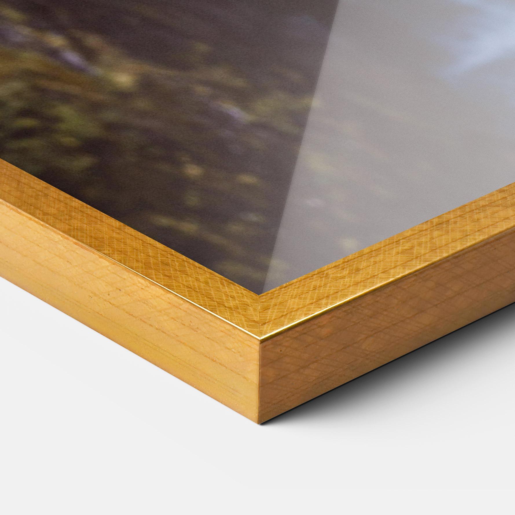 Keretezett Poszter Waterfall Bringe Red Leaves mockup 3