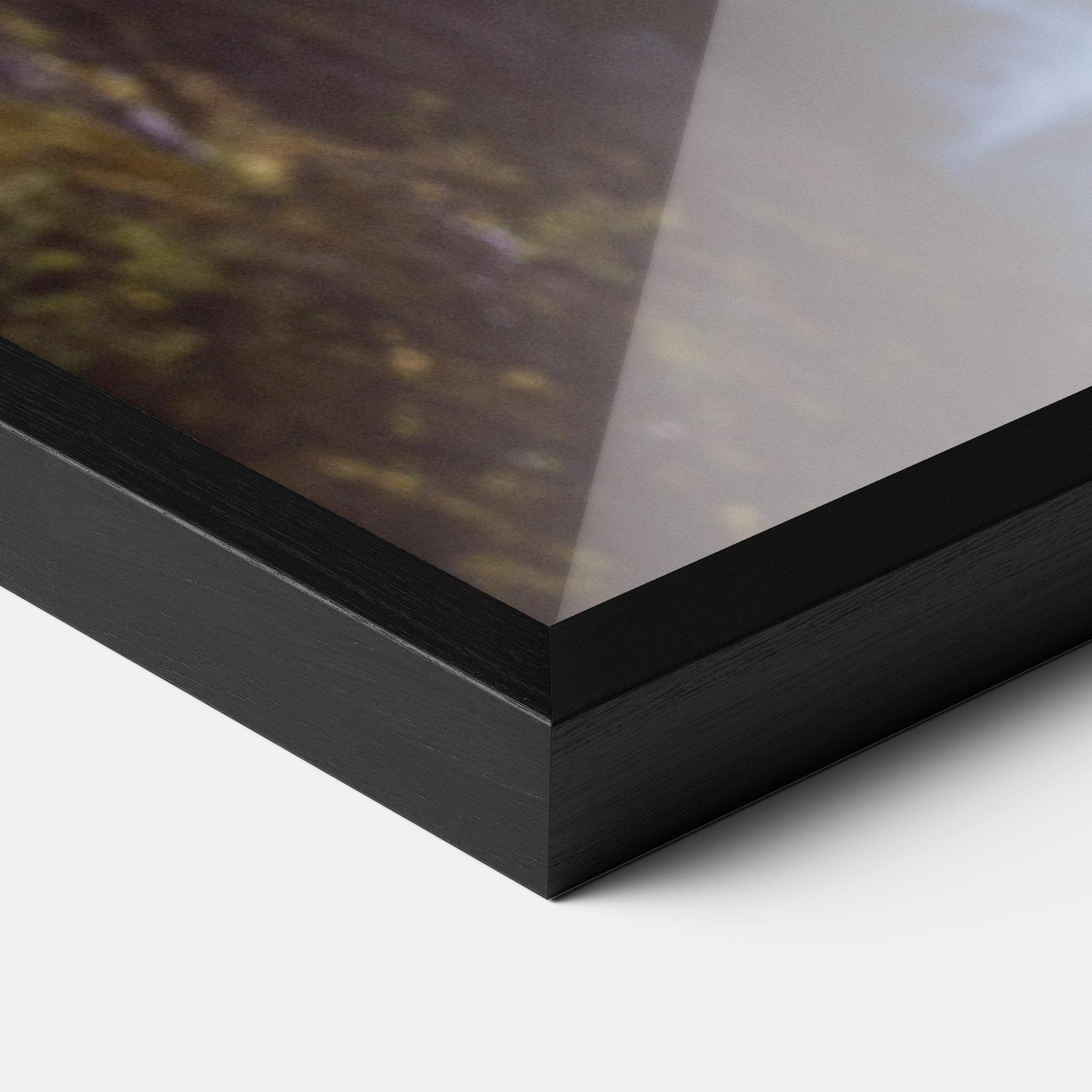 Keretezett Poszter Waterfall Bringe Red Leaves mockup 3