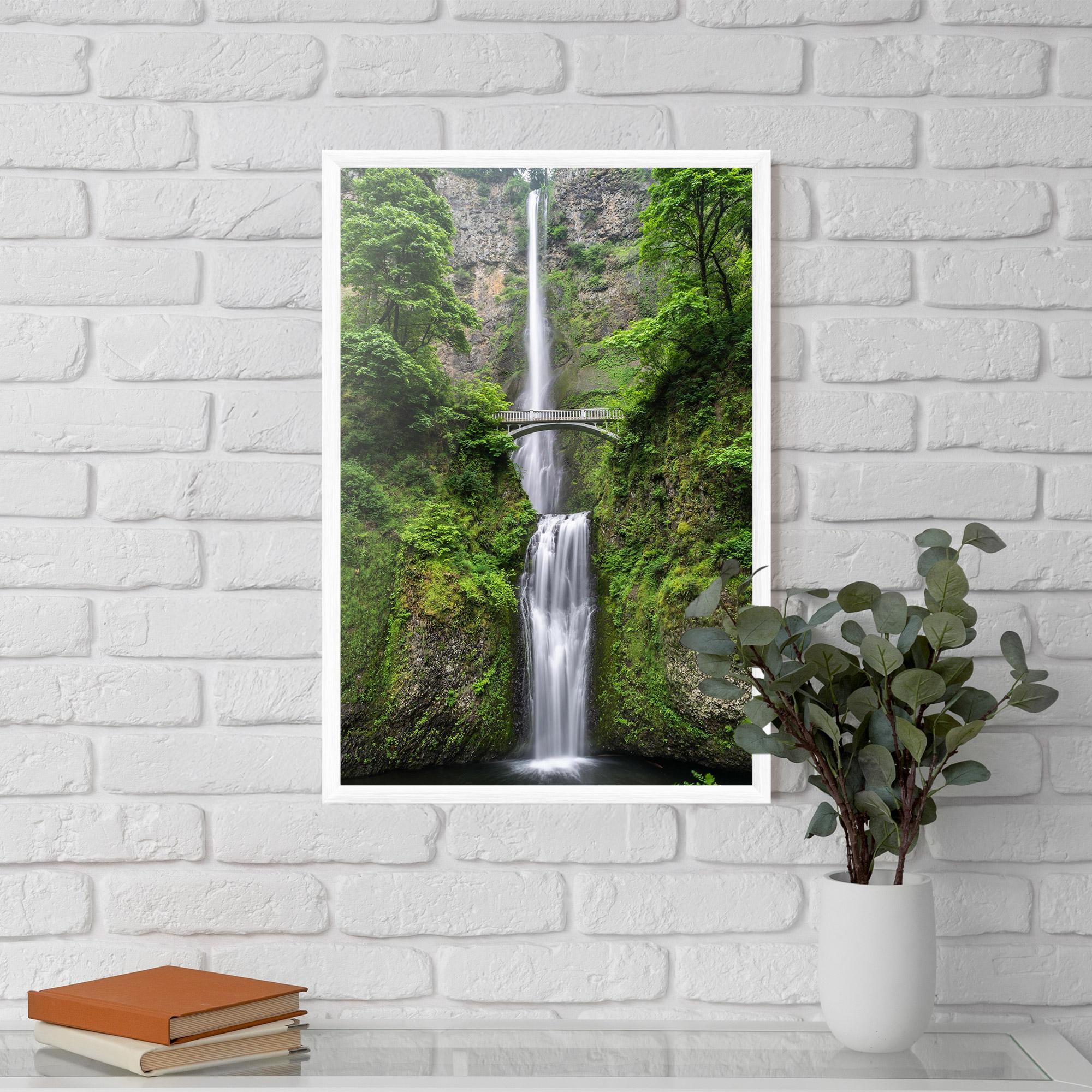 Keretezett Poszter Green Leaves Bridge View mockup 5