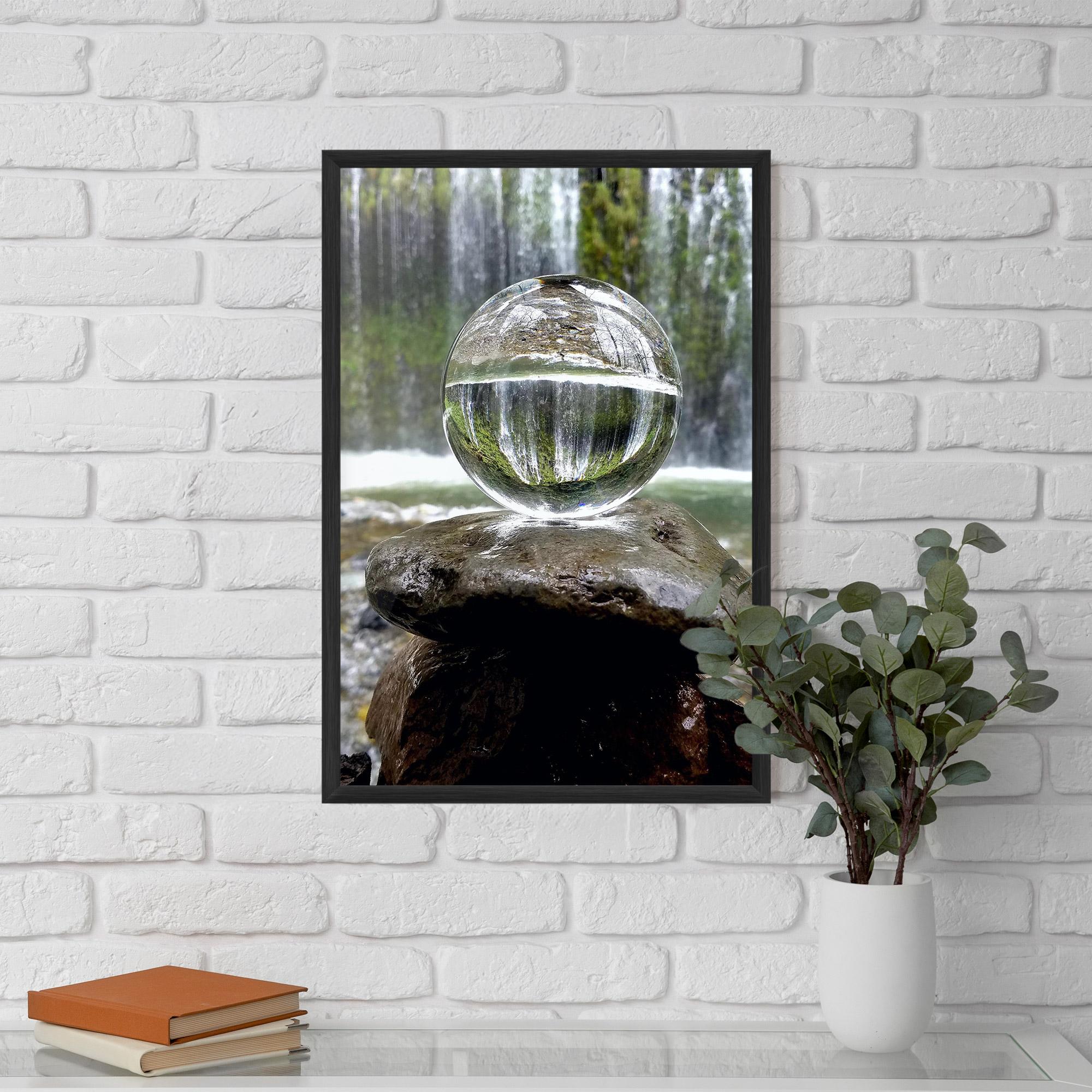 Keretezett Poszter Waterfall Sphere mockup 5