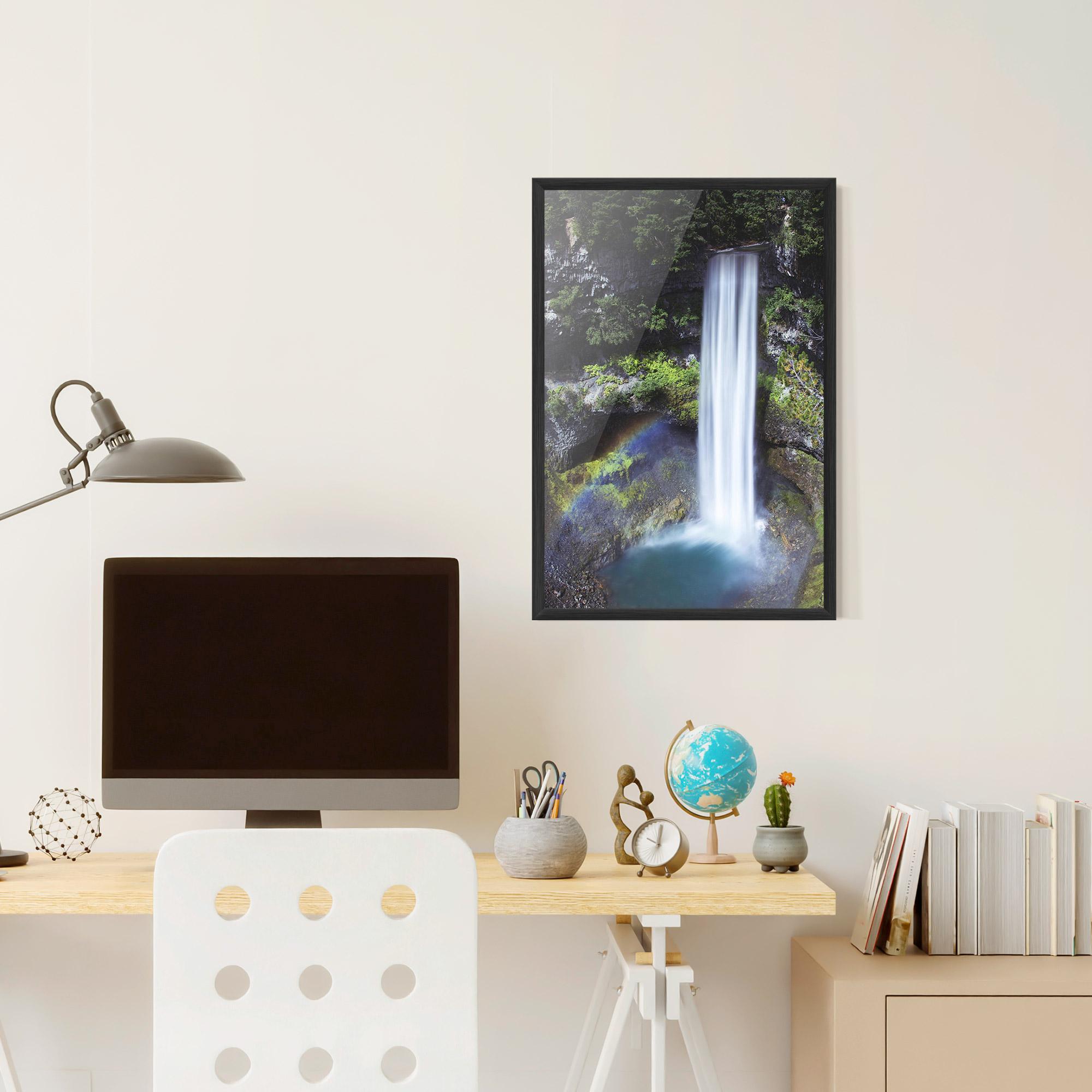 Keretezett Poszter Pretty Rainbow Waterfall mockup 6
