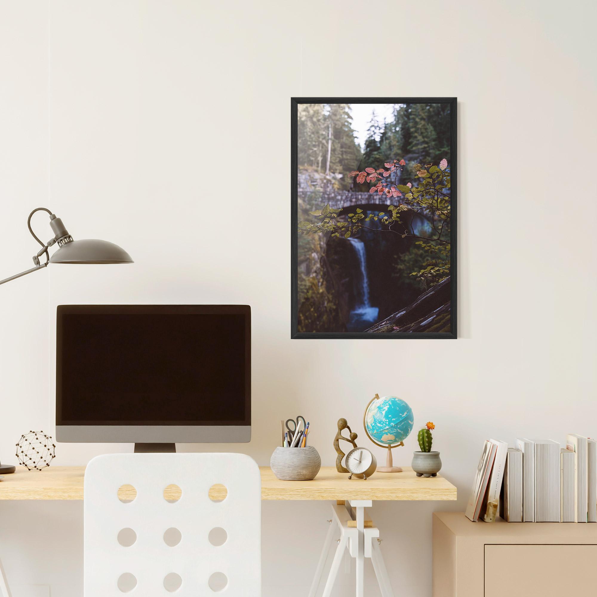 Keretezett Poszter Waterfall Bringe Red Leaves mockup 6