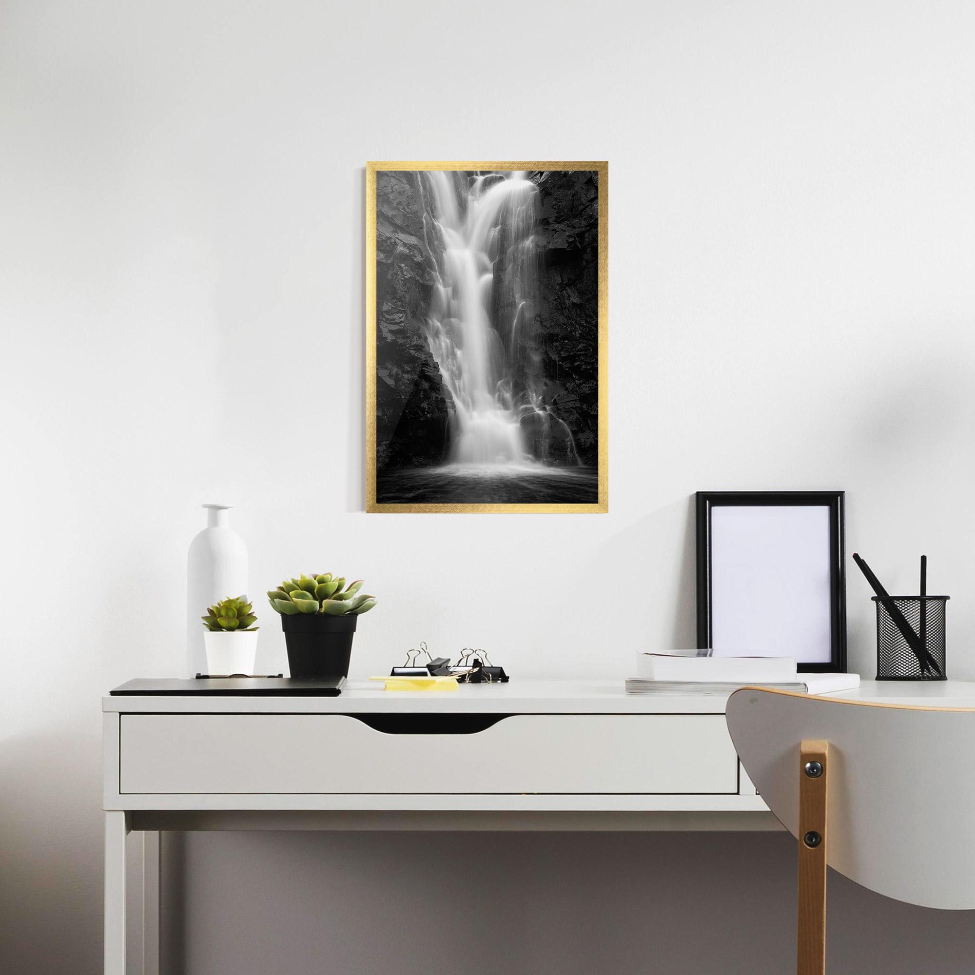 Keretezett Poszter Black Rock Waterfall View mockup 7