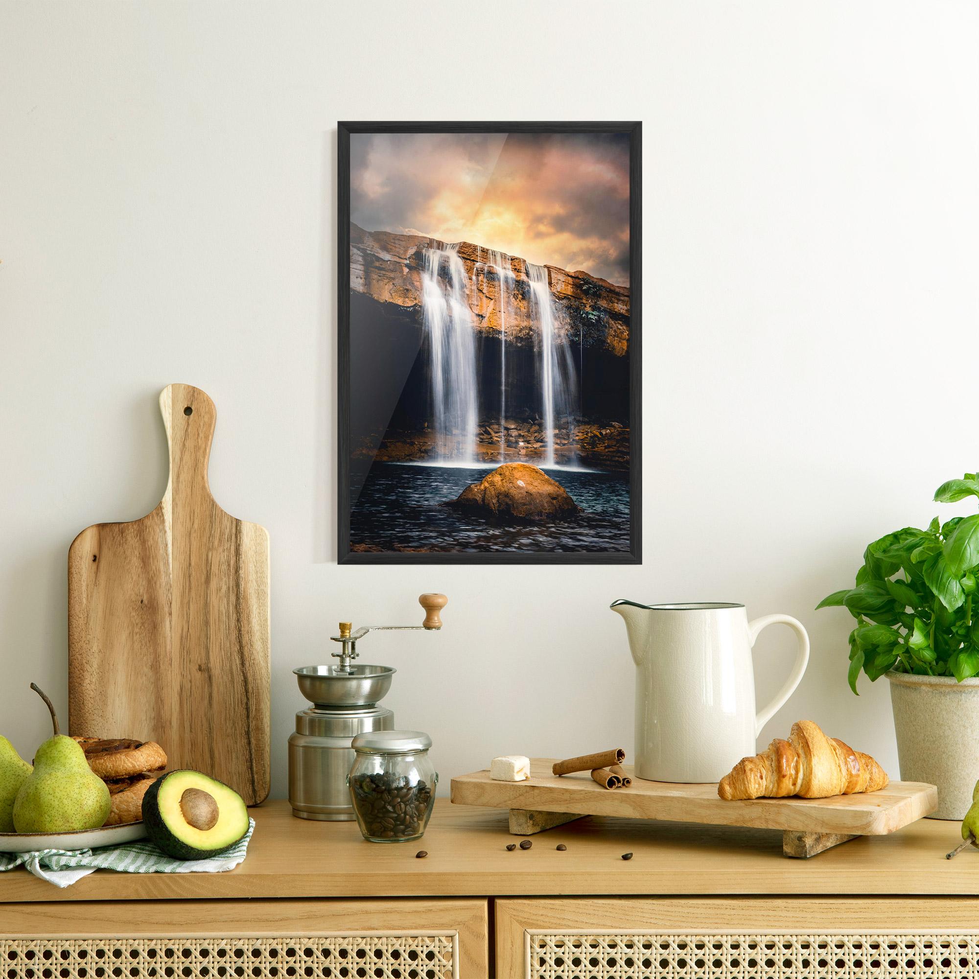 Keretezett Poszter Waterfall Place To Hide mockup 8