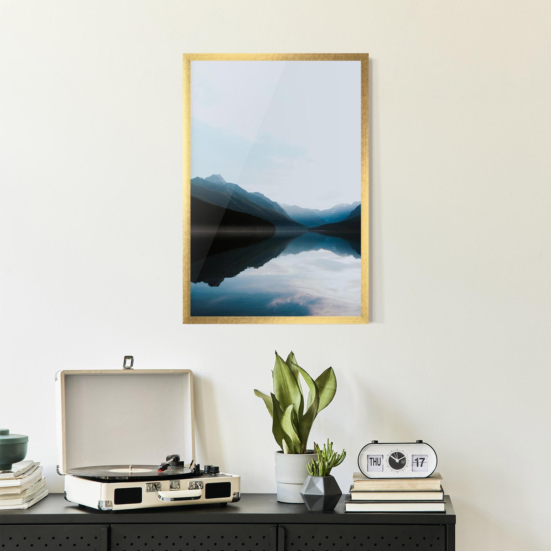 Keretezett Poszter Foggy Blue Light mockup 2