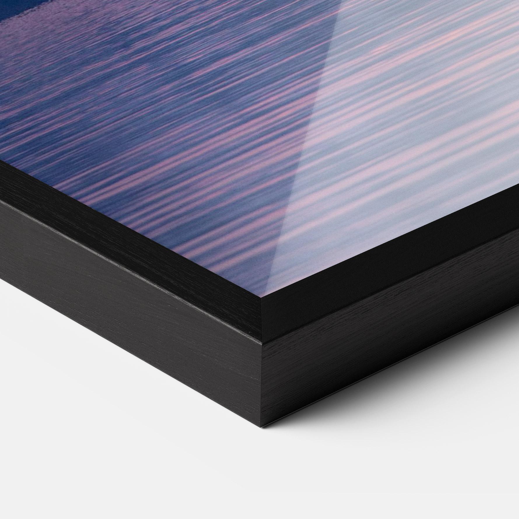 Keretezett Poszter Purple Snowy View mockup 3