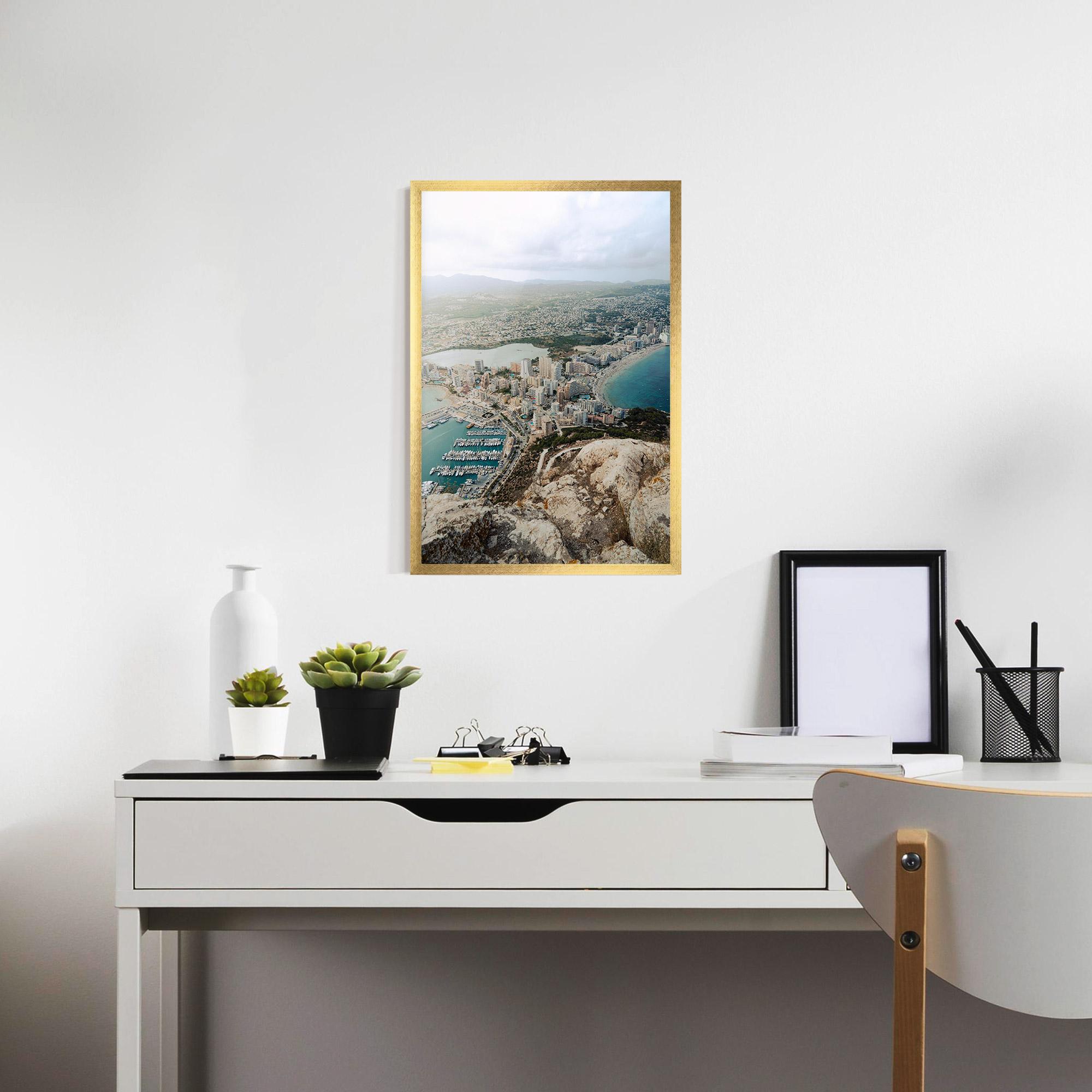 Keretezett Poszter Coast City mockup 7