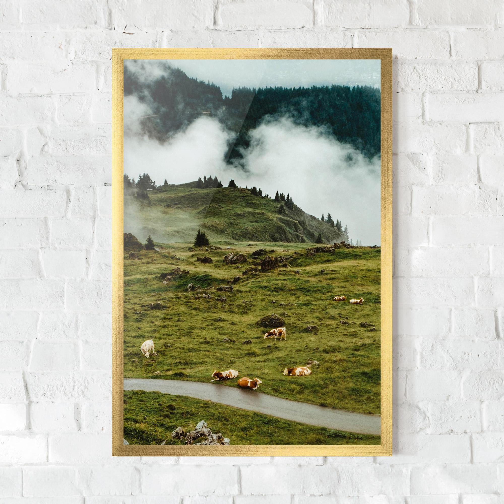 Keretezett Poszter Cow Field View mockup 0