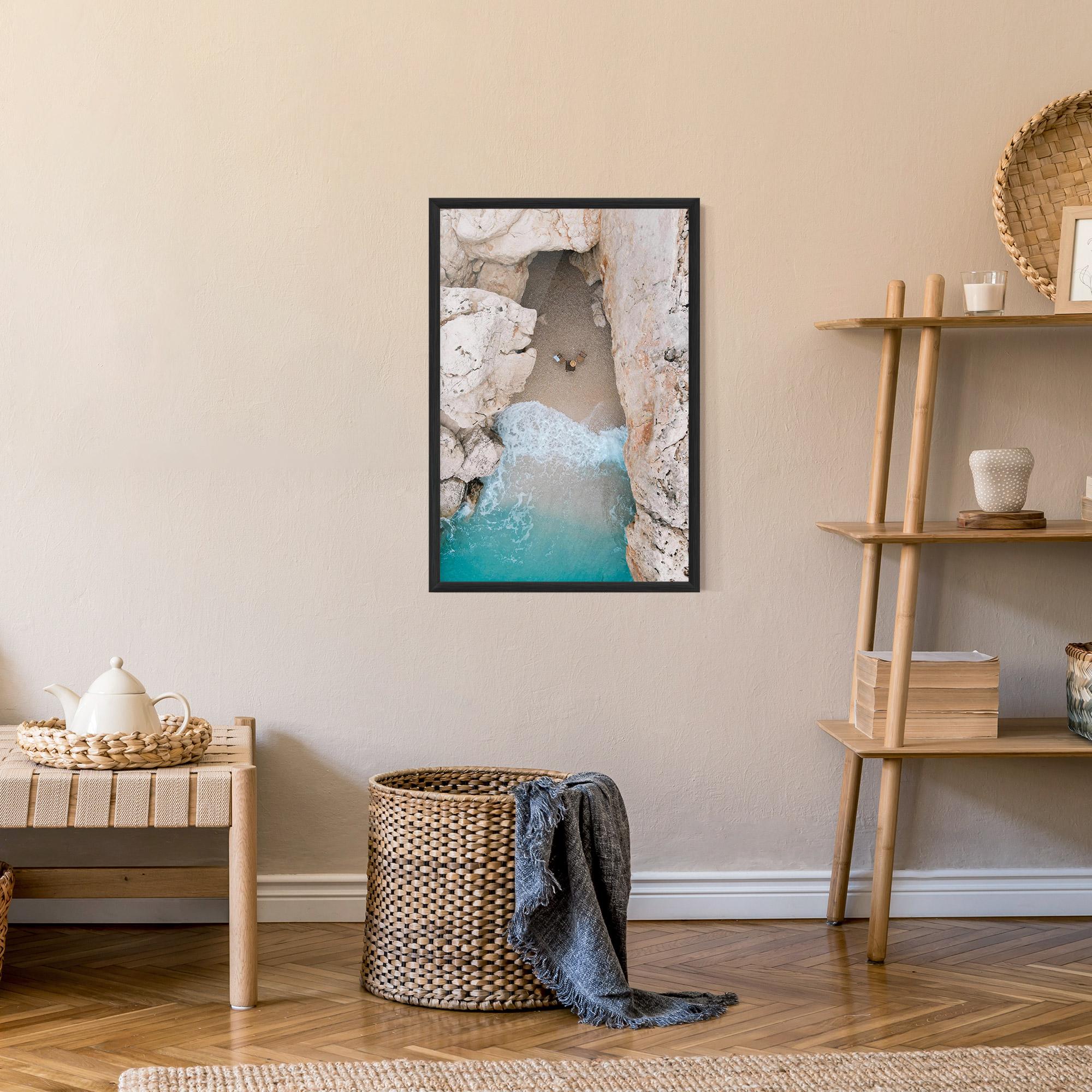 Keretezett Poszter Private White Cave mockup 9