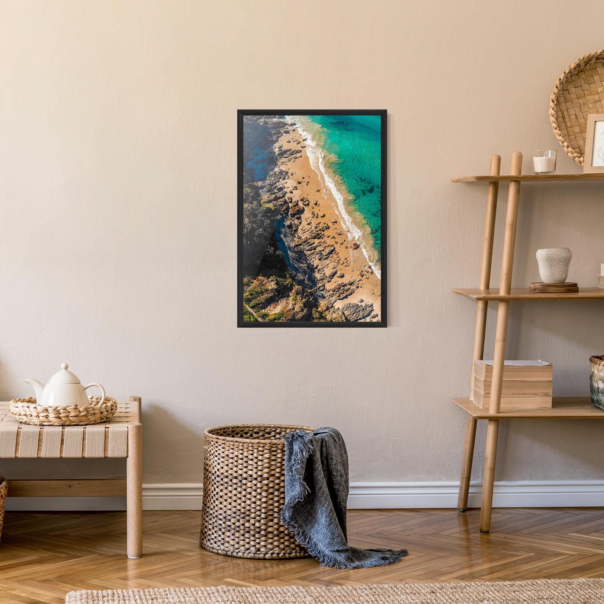 Keretezett Poszter Rocky Beach mockup 9