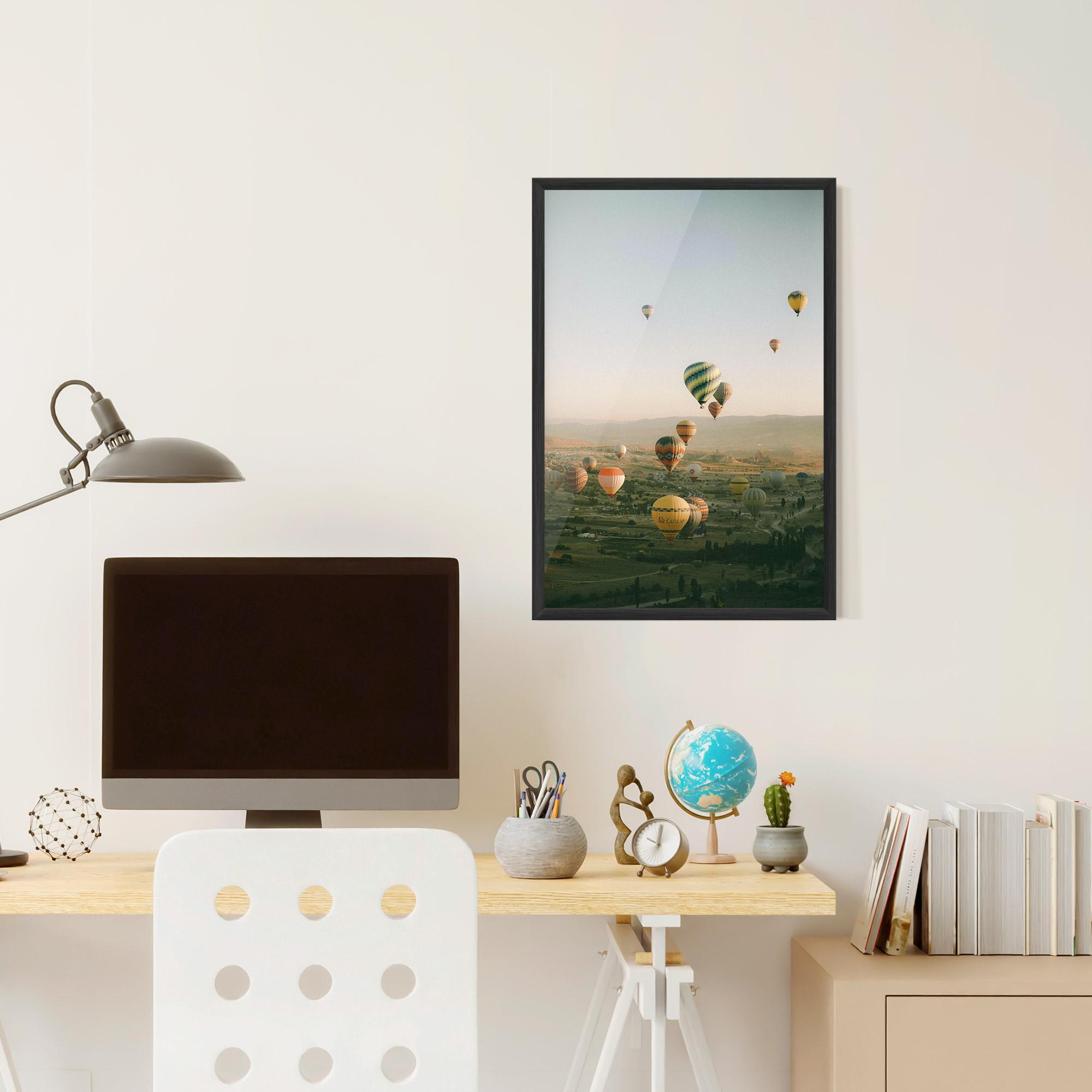 Keretezett Poszter Hot Ballons mockup 6