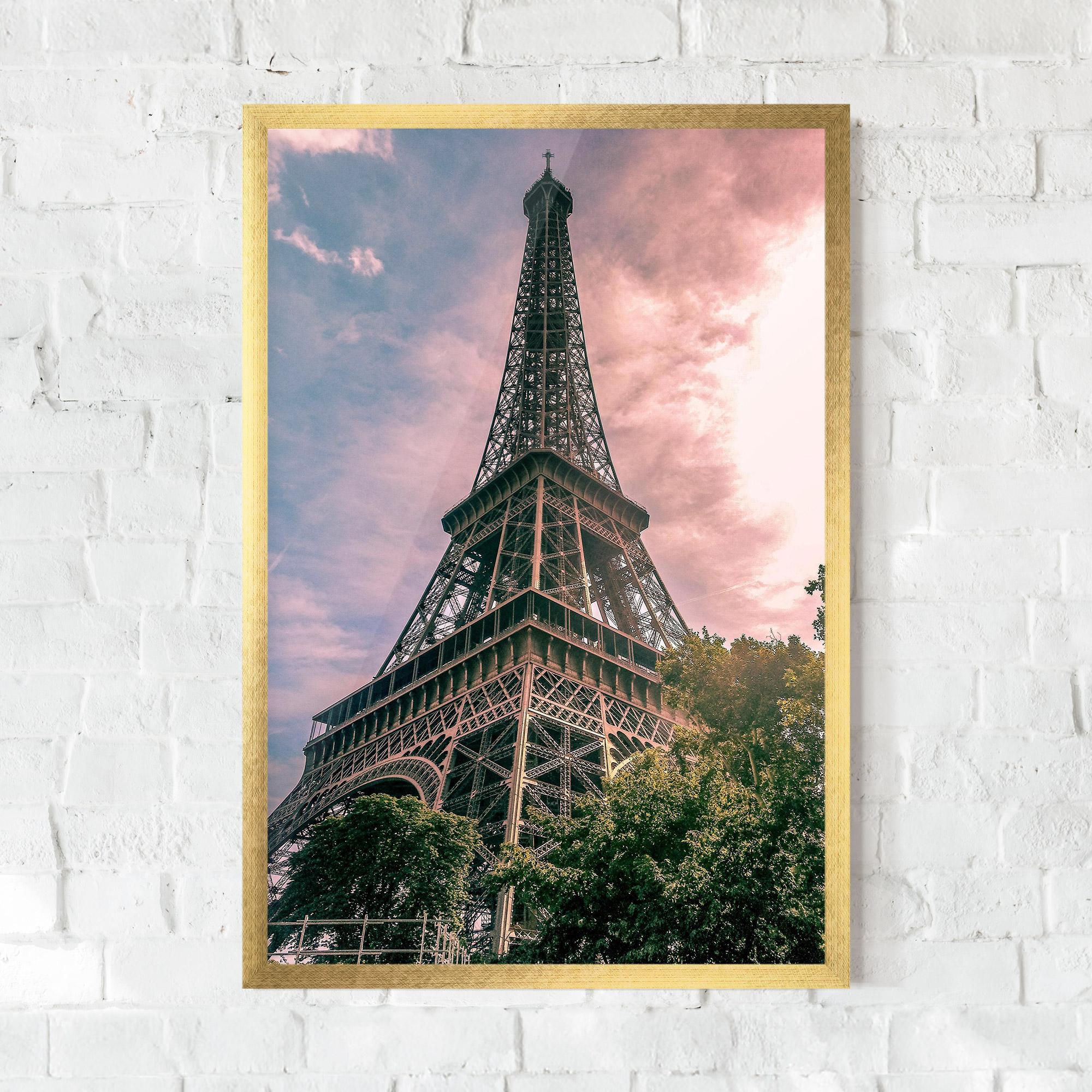 Keretezett Poszter Eiffel Under Pink Sky mockup 0