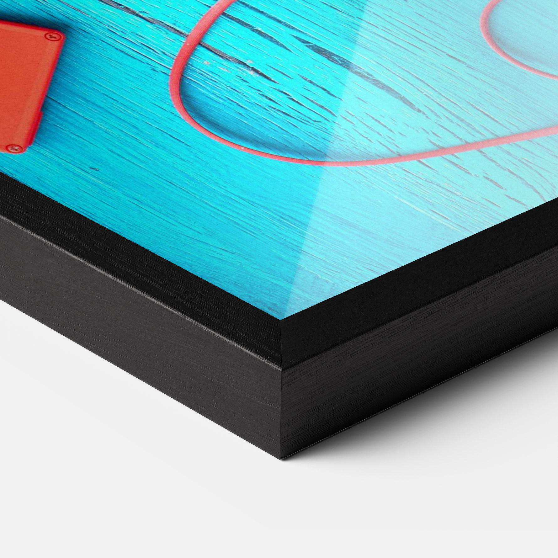 Keretezett Poszter Pineapple On Blue mockup 3