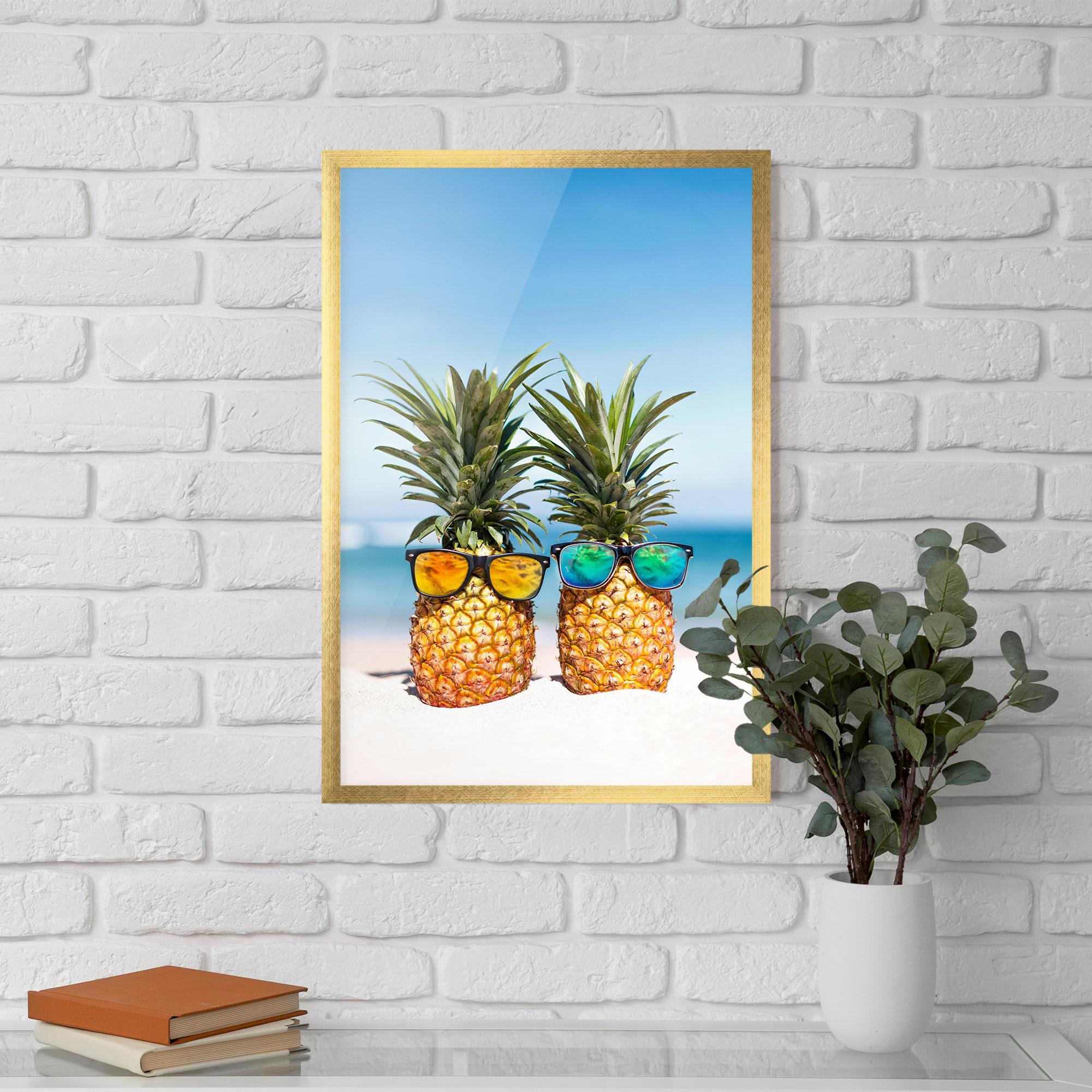 Keretezett Poszter Trendy Sunglasses mockup 5