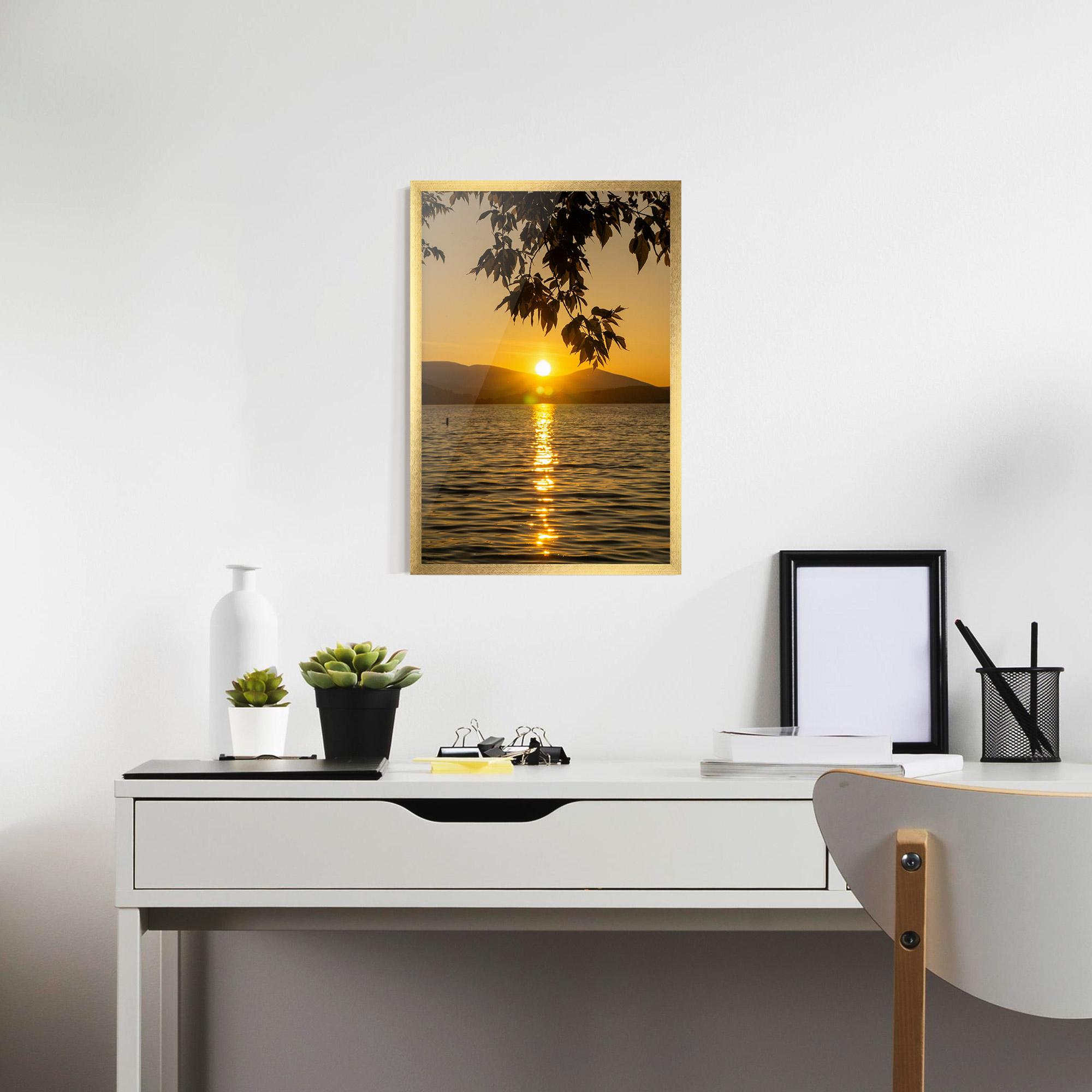 Keretezett Poszter Yellow Sunrise mockup 7
