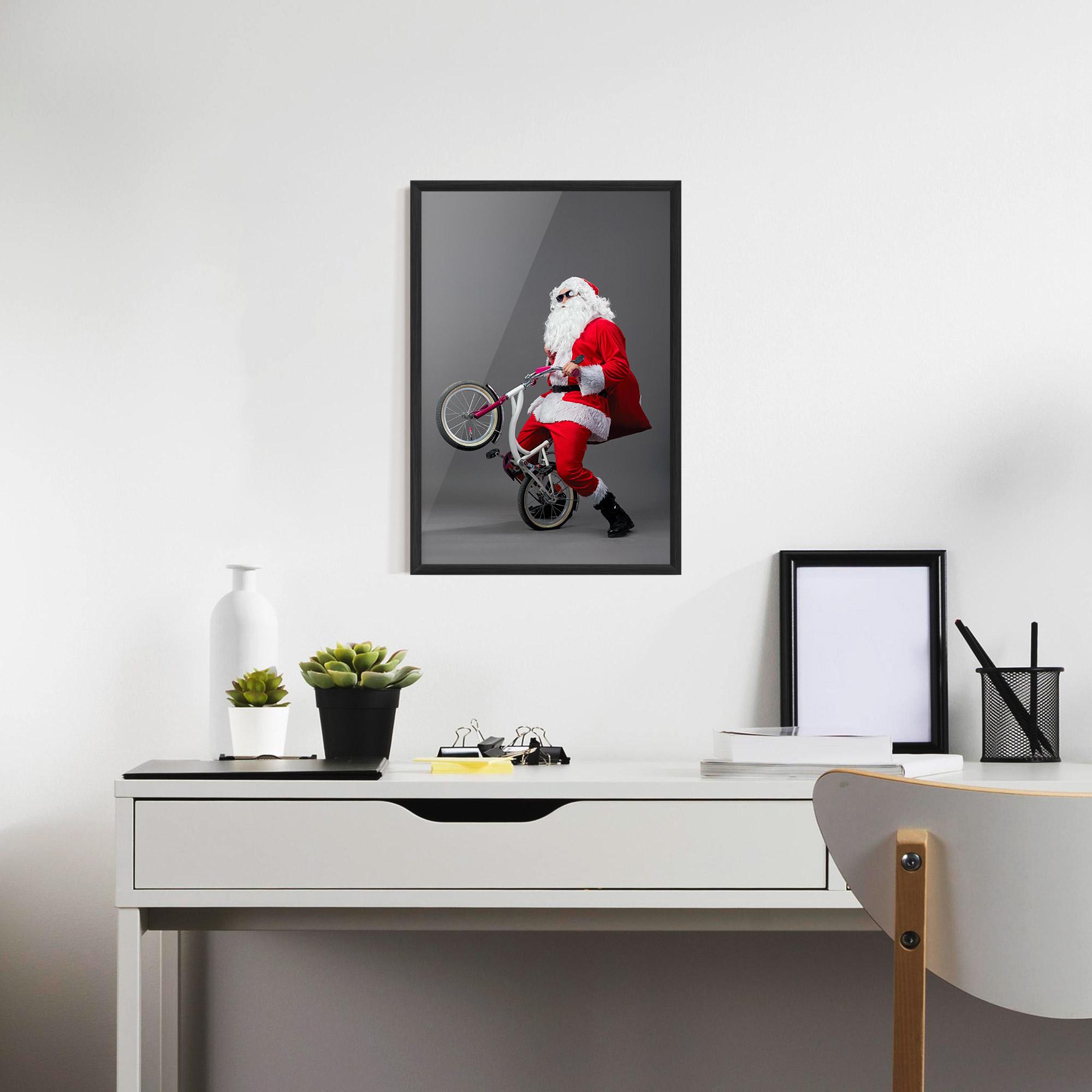 Keretezett Poszter Santa Rides Bicycle mockup 7
