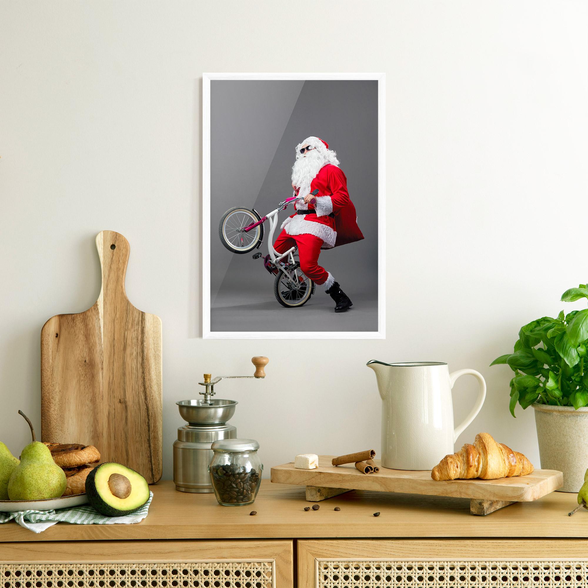 Keretezett Poszter Santa Rides Bicycle mockup 8