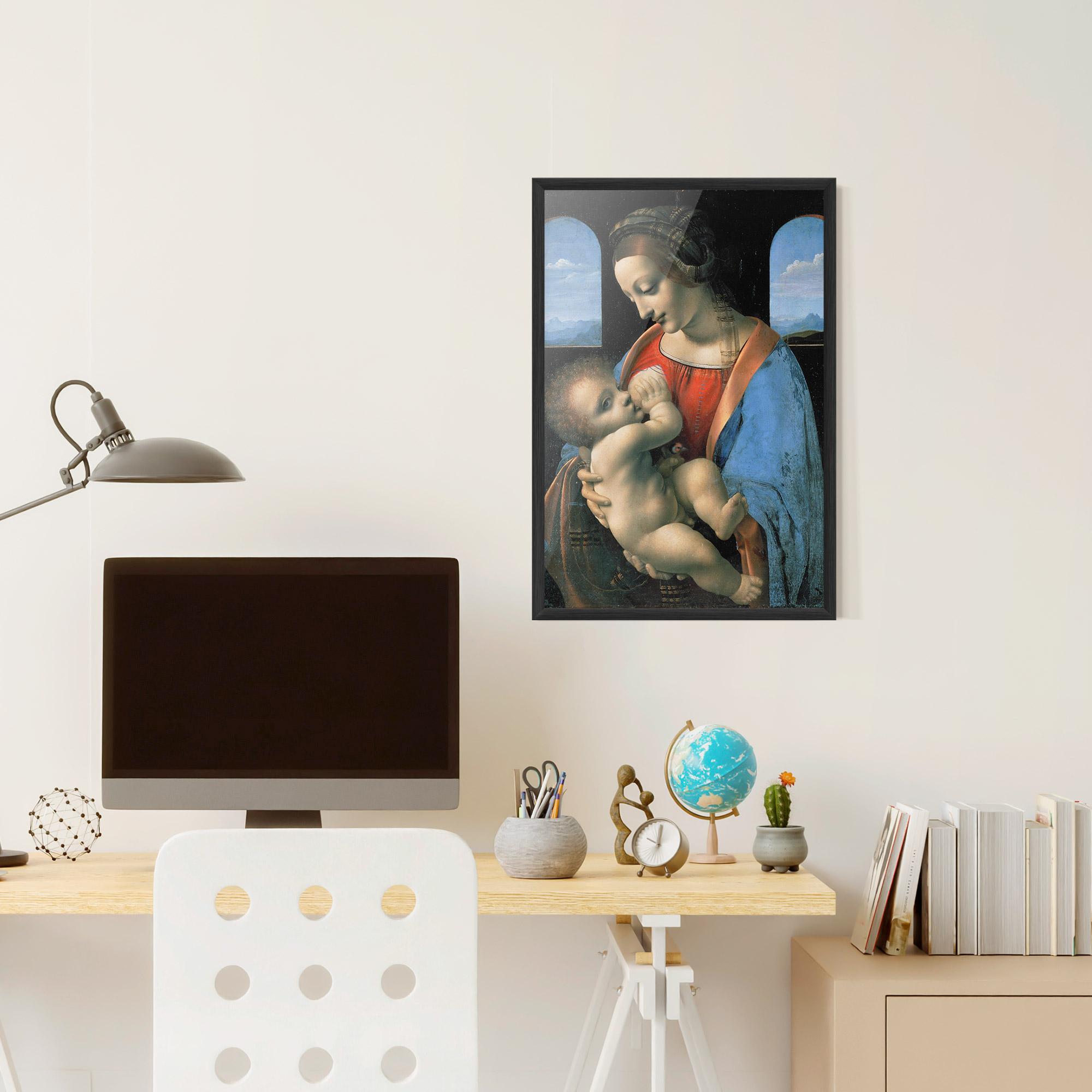 Keretezett Poszter Leonardo Da Vinci Attributed Madonna Litta mockup 6