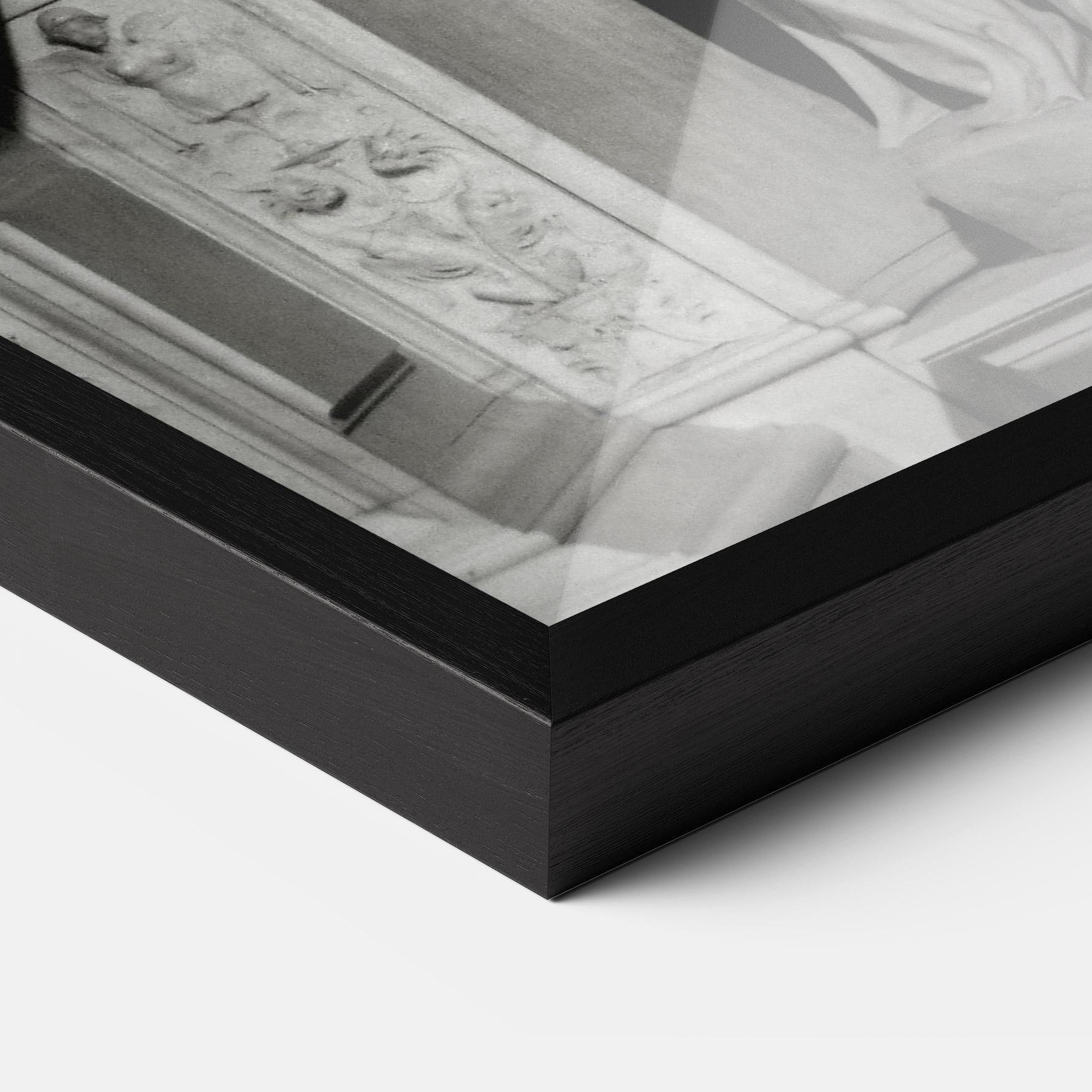 Keretezett Poszter Leah mockup 3