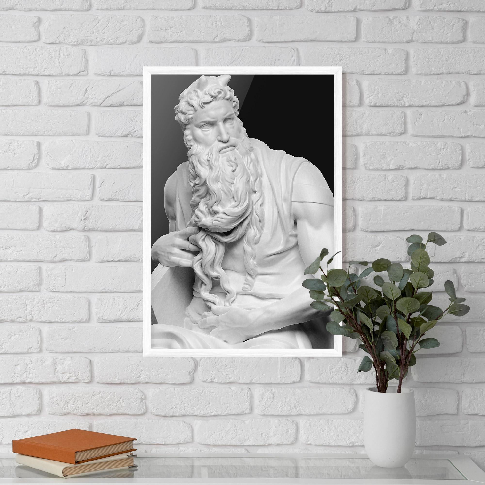 Keretezett Poszter Moses Statue mockup 5