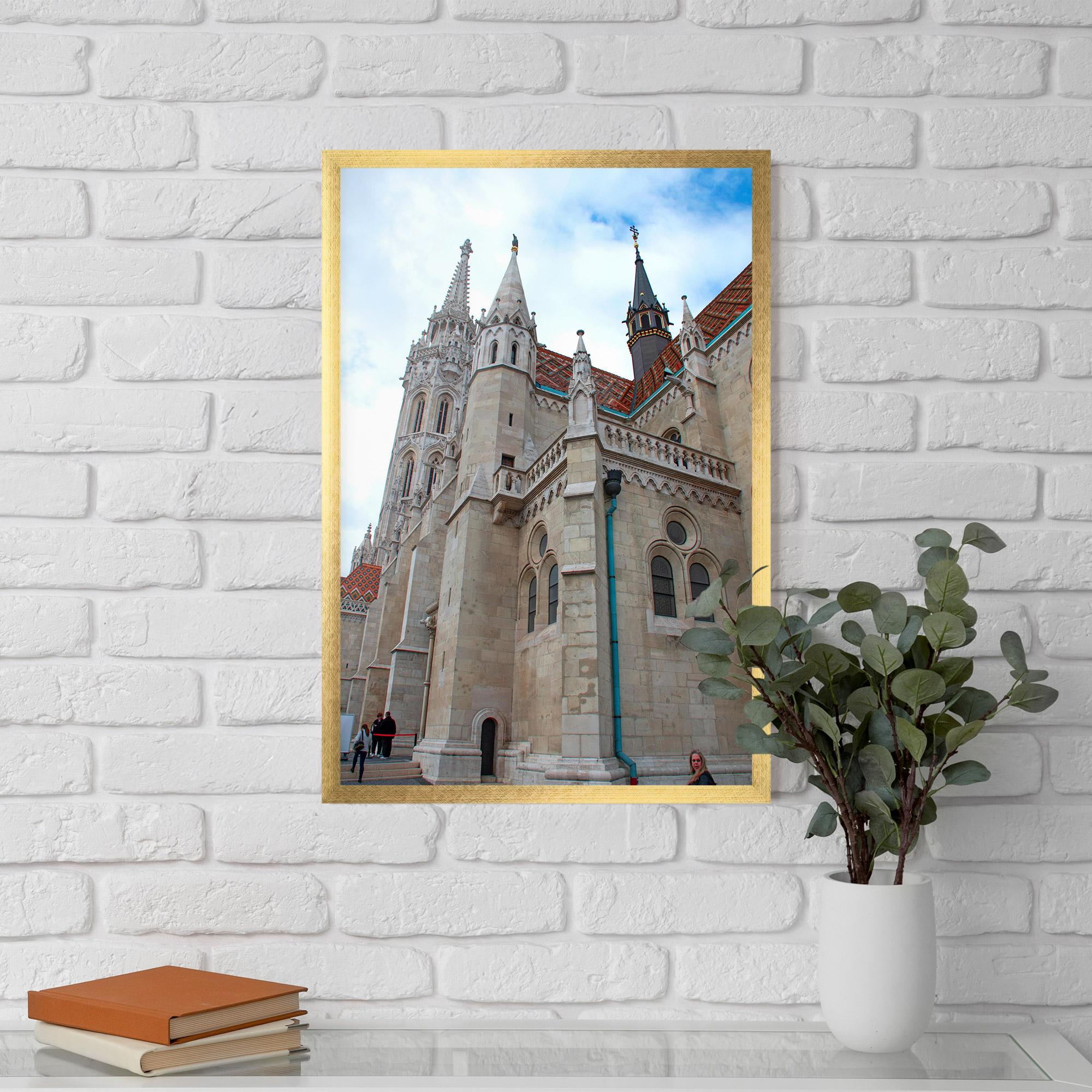 Keretezett Poszter Old Building mockup 5