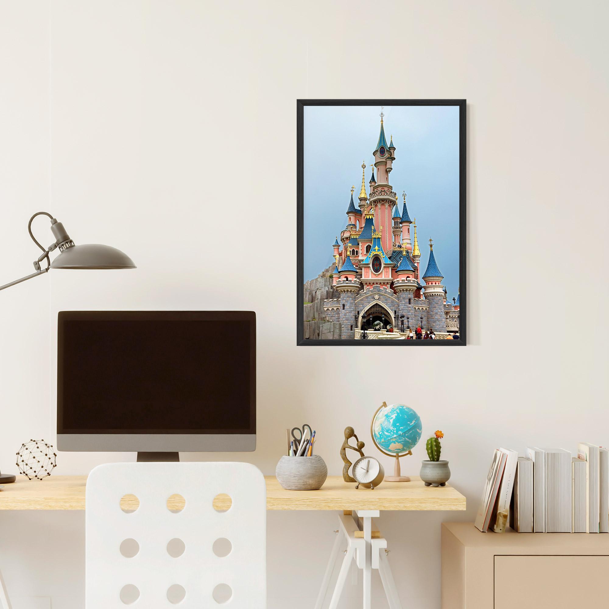 Keretezett Poszter Disneyland Castle mockup 6