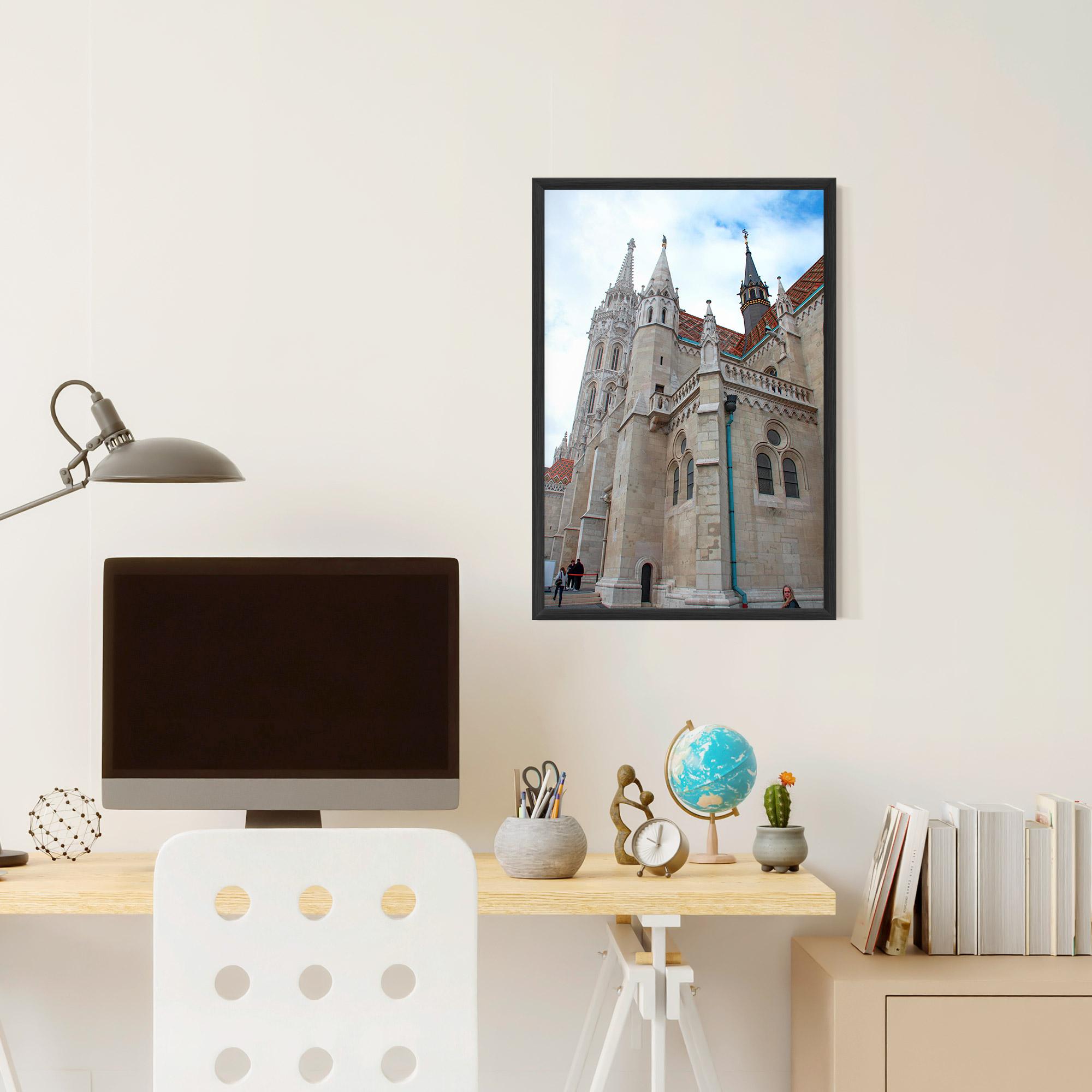 Keretezett Poszter Old Building mockup 6