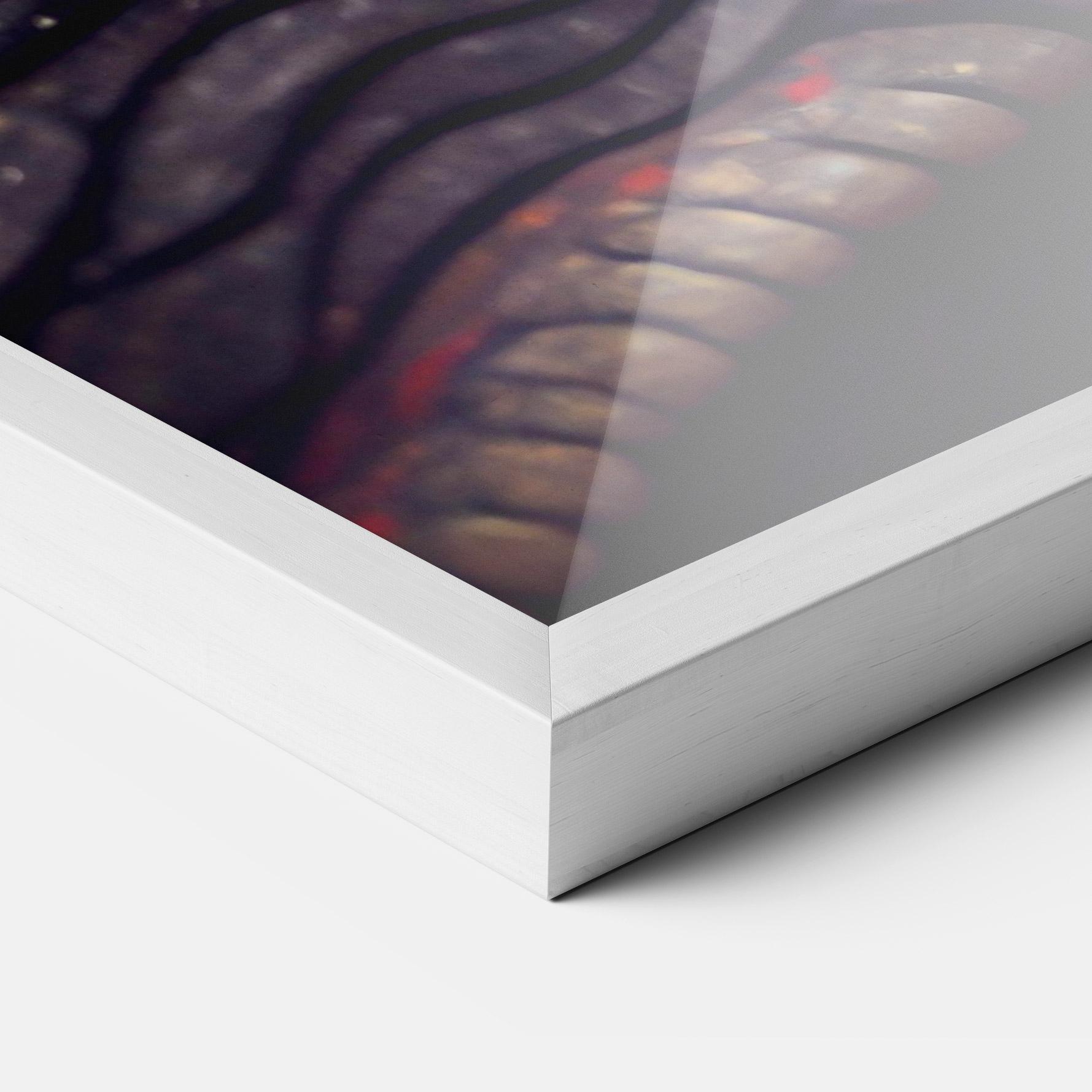 Keretezett Poszter Close Up Red Eye Dragon mockup 3