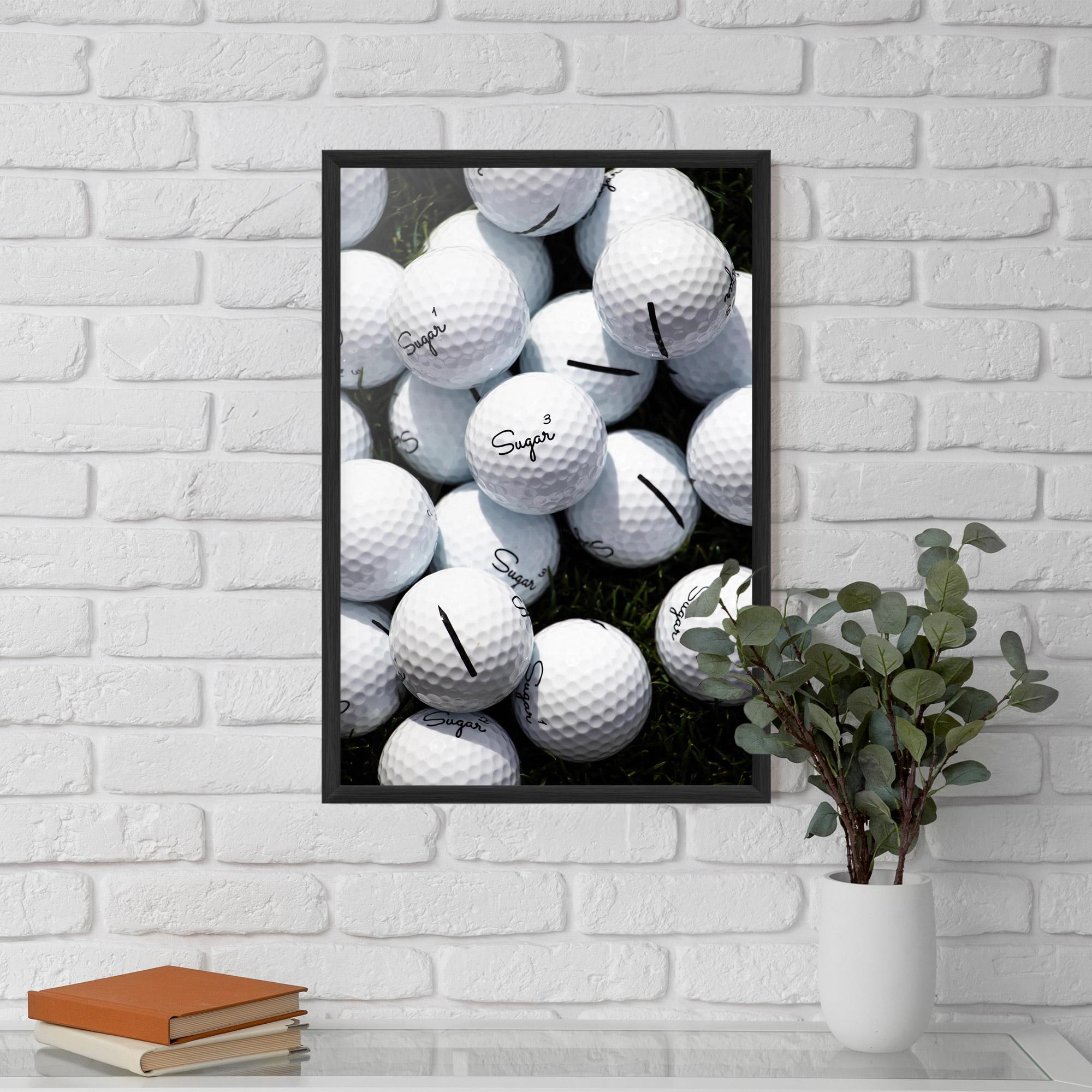 Keretezett Poszter White Sugar Golf Balls mockup 5