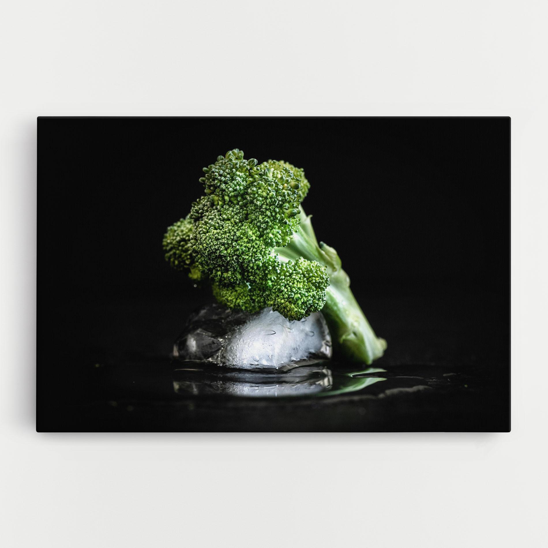 Vászonkép Broccoli Water mockup 0