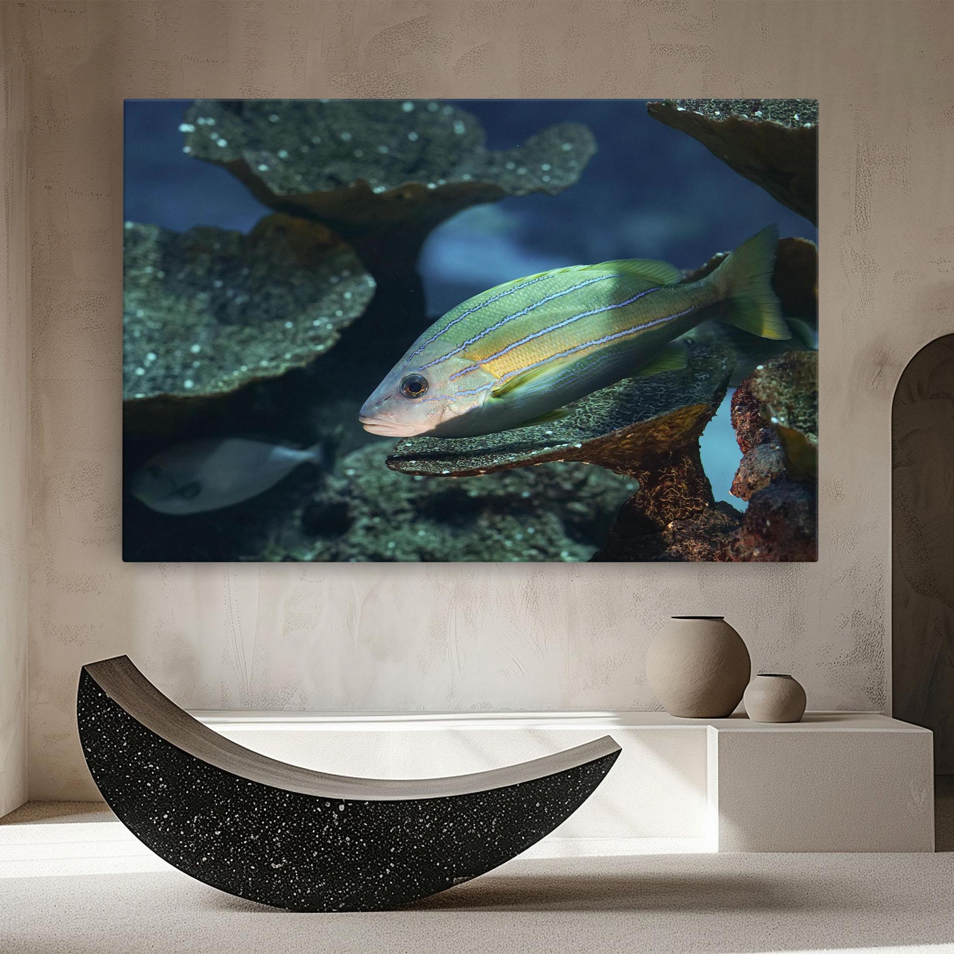 Vászonkép Green Gold Fish mockup 8