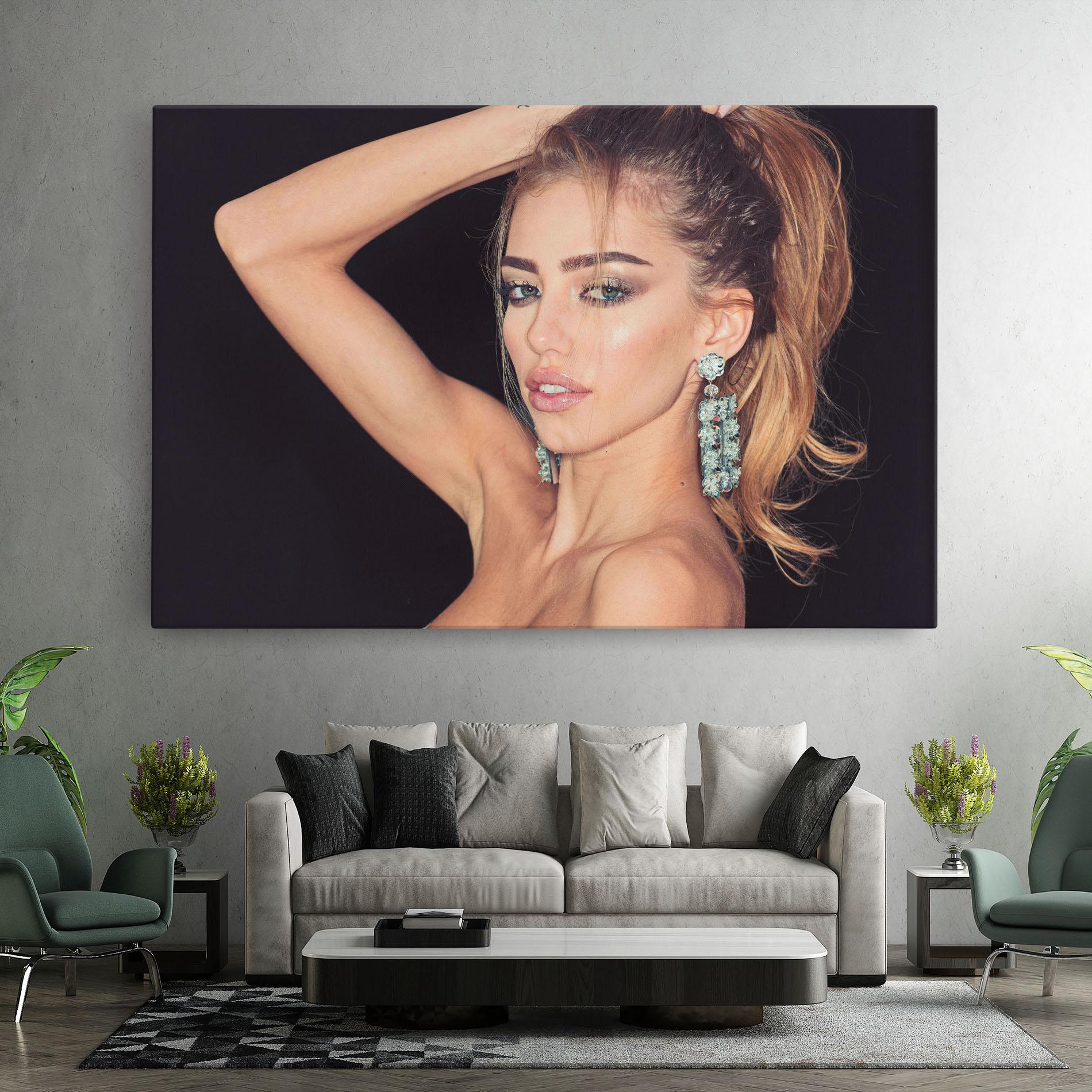 Vászonkép Flower Earrings mockup 7