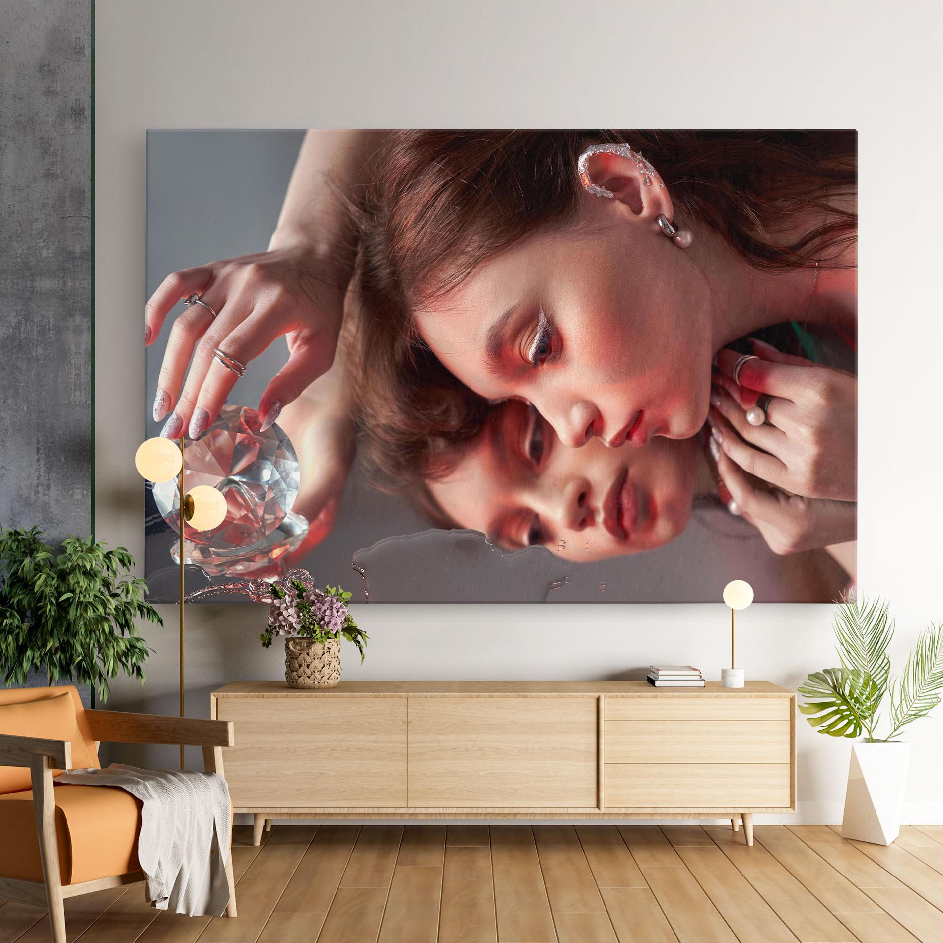 Vászonkép Big Diamond Hand mockup 9