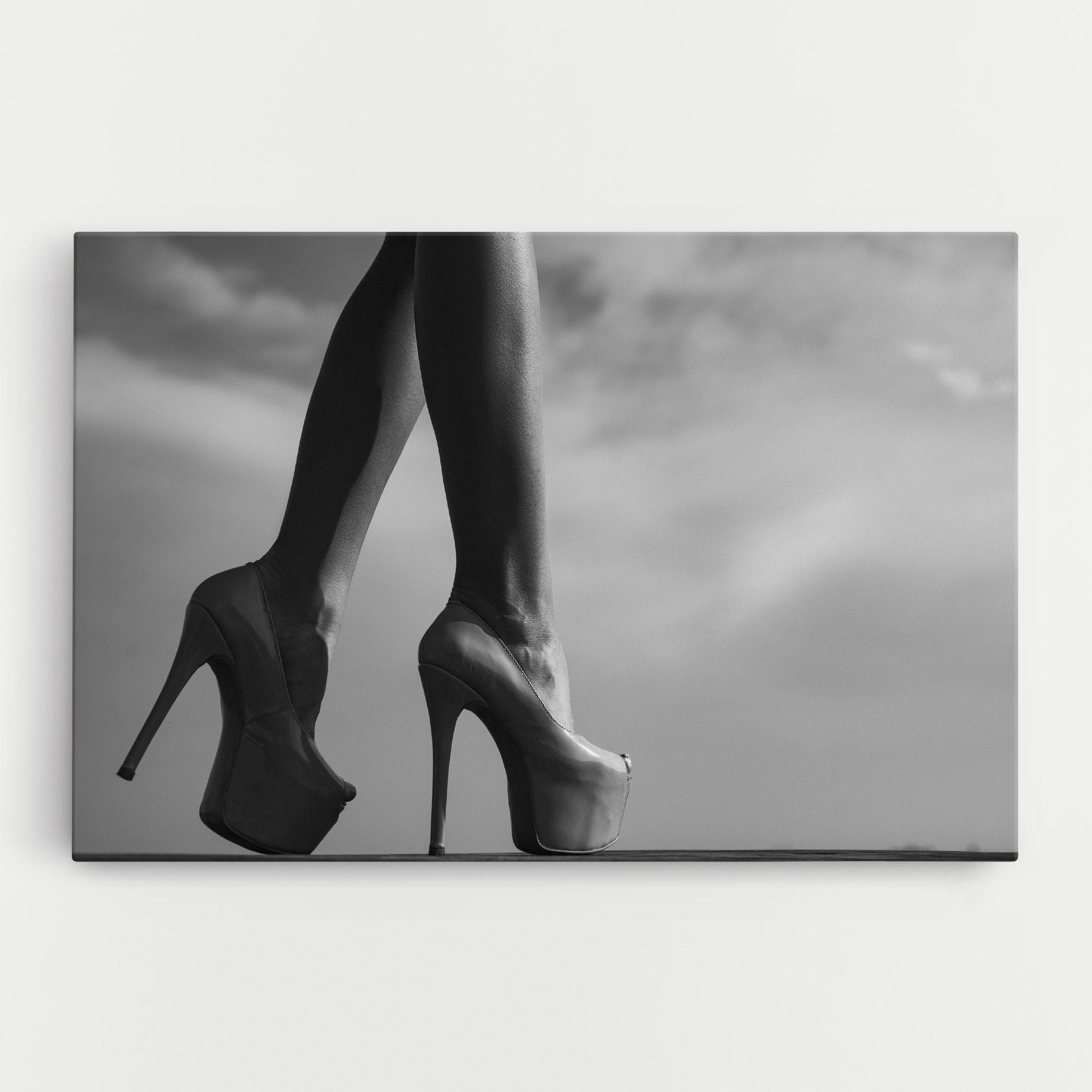 Vászonkép Heels Sky Background mockup 0