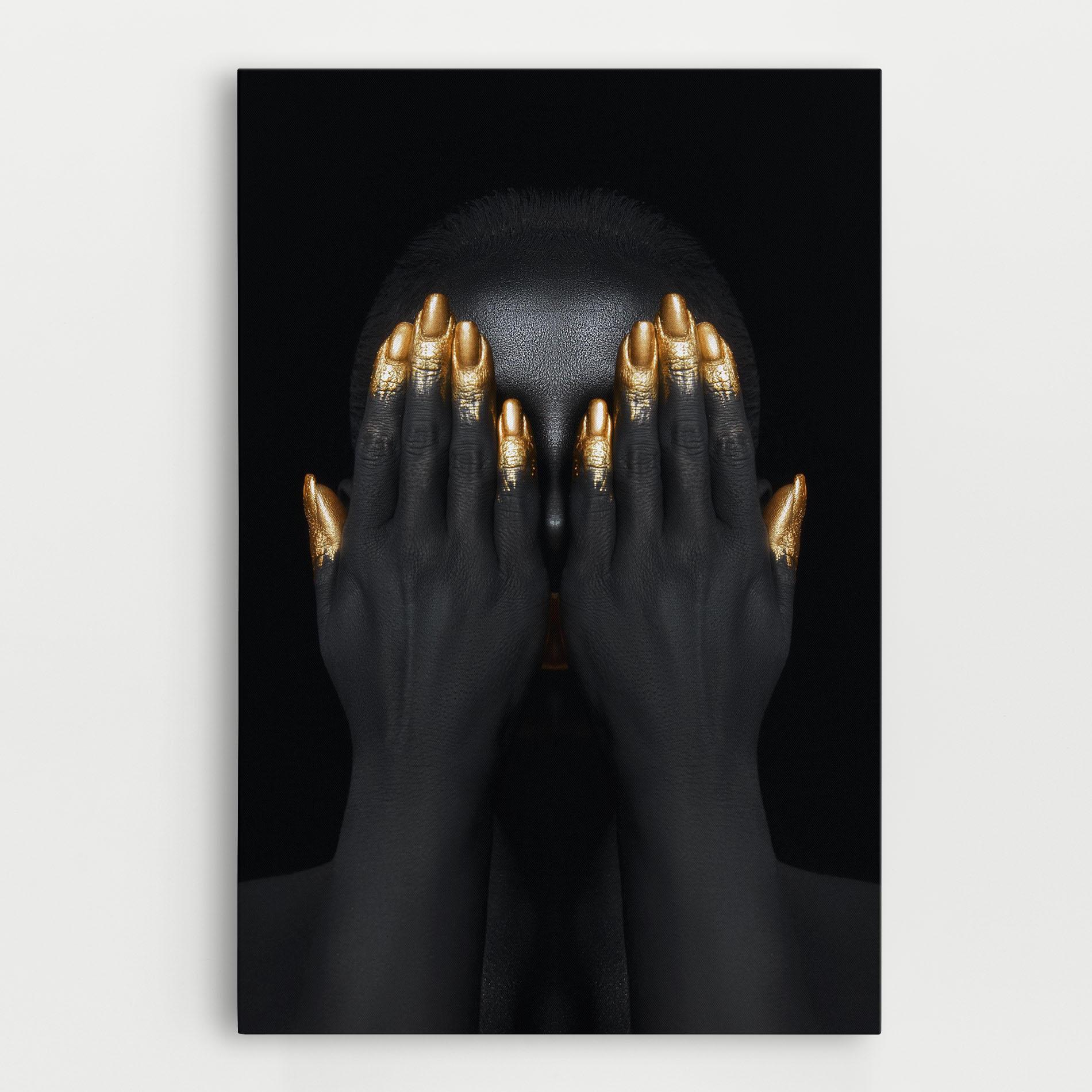 Vászonkép Gold Fingertips Chain mockup 0