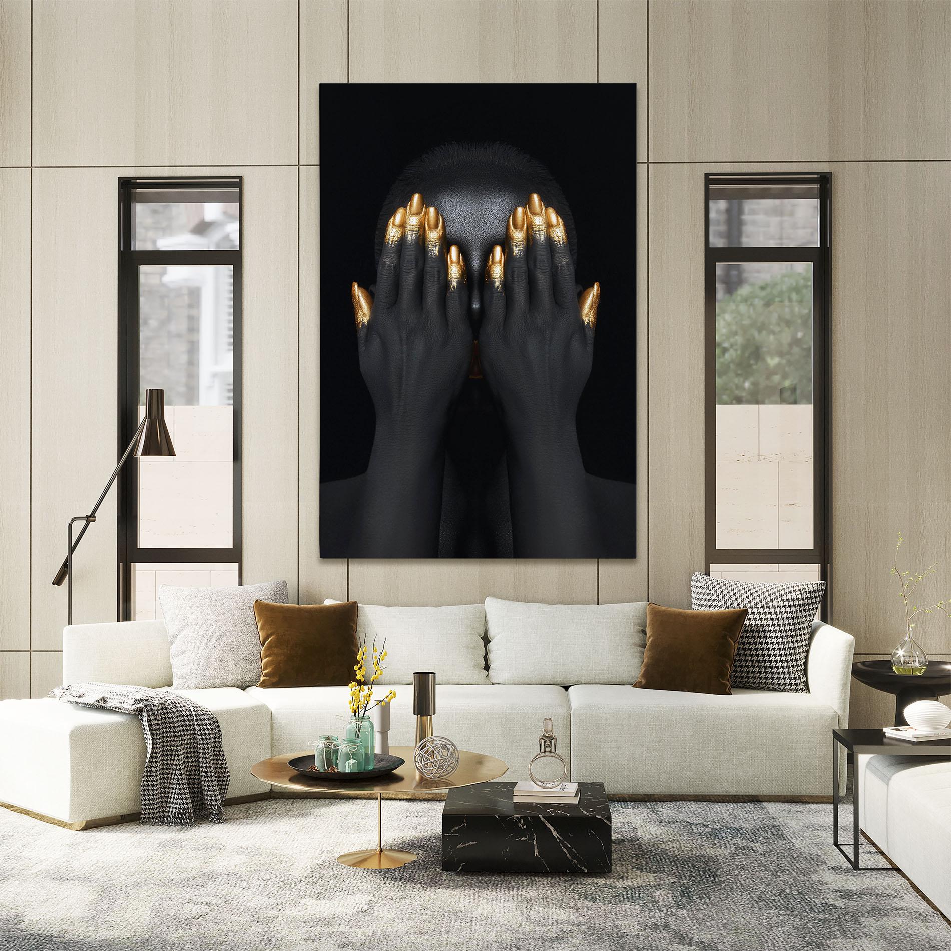 Vászonkép Gold Fingertips Chain mockup 2