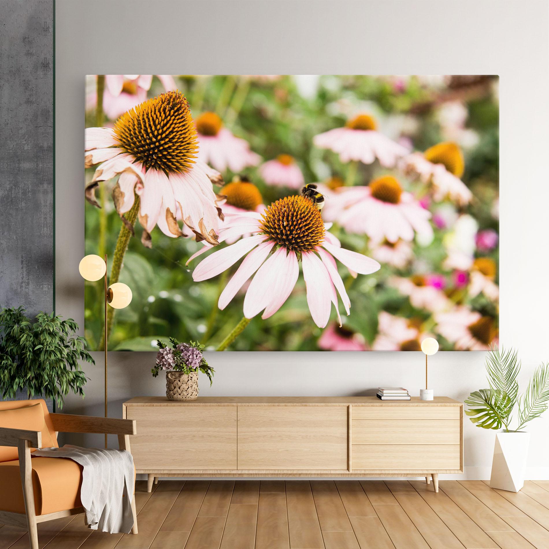 Vászonkép Daylight Bee mockup 9