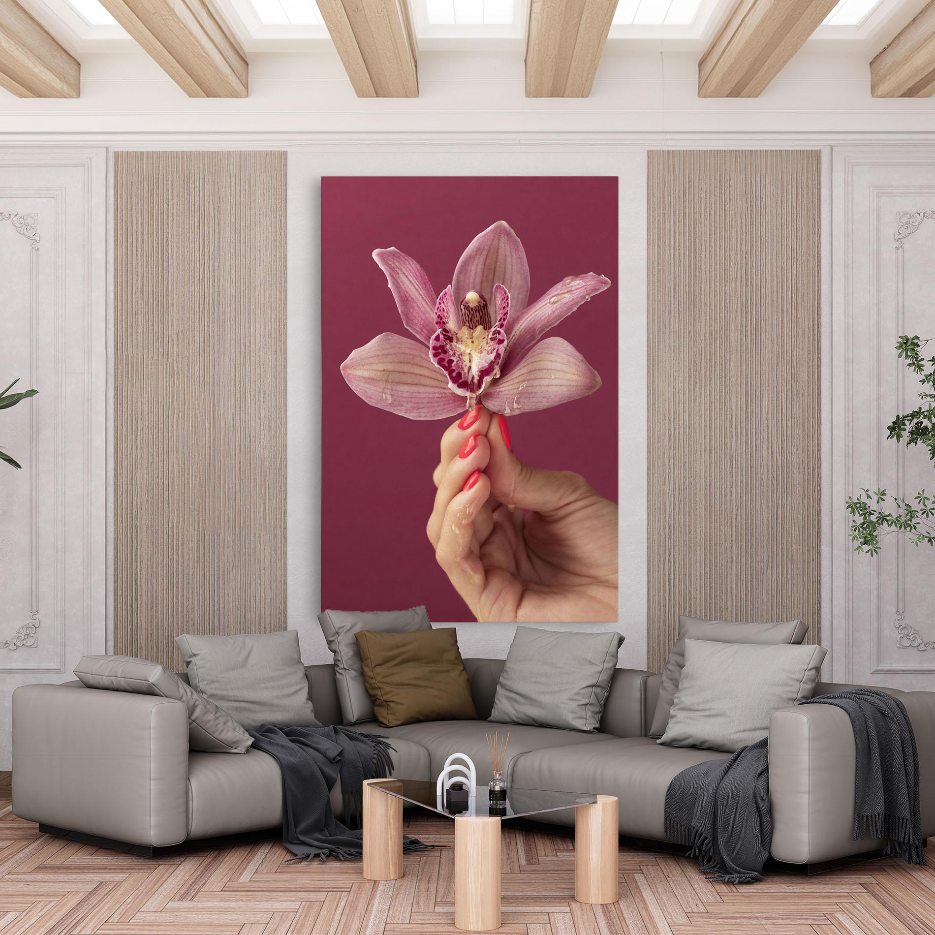 Vászonkép Orchid Holding mockup 6