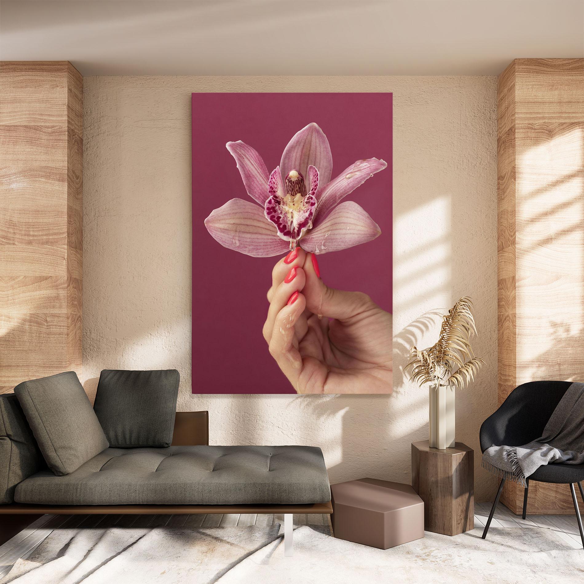 Vászonkép Orchid Holding mockup 8