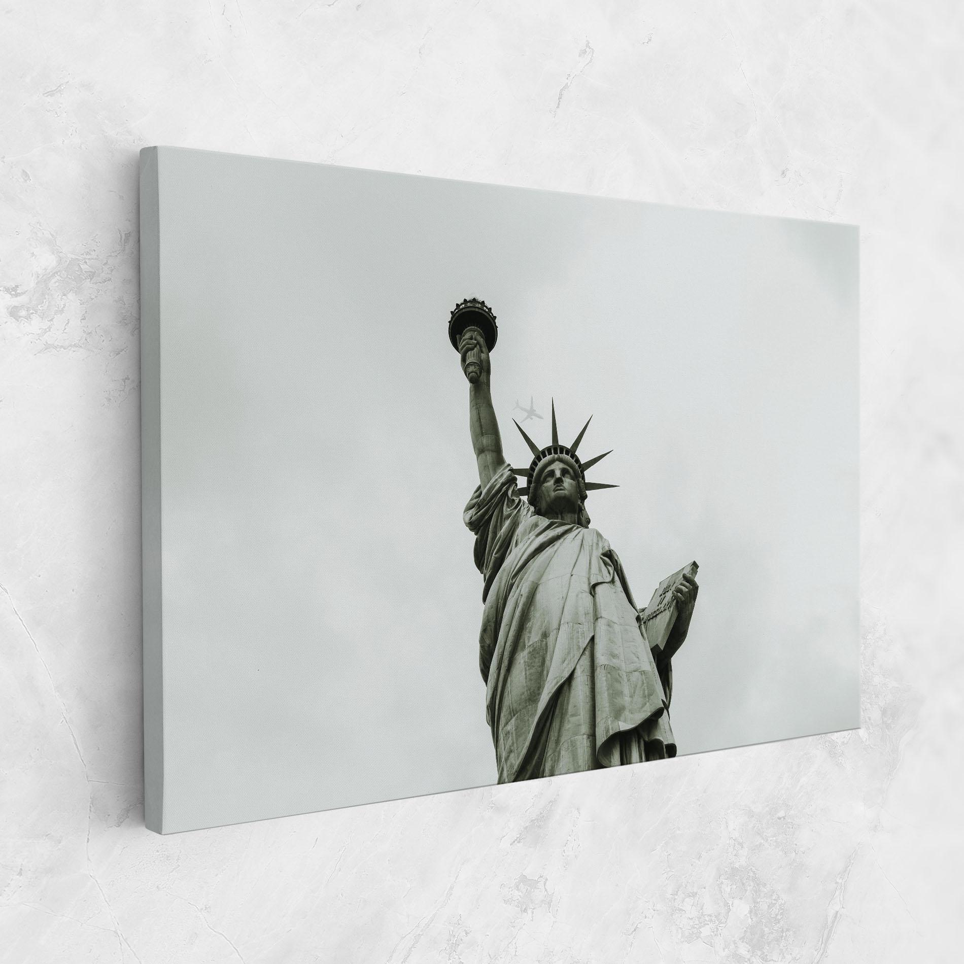 Vászonkép Liberty Statue Day mockup 1
