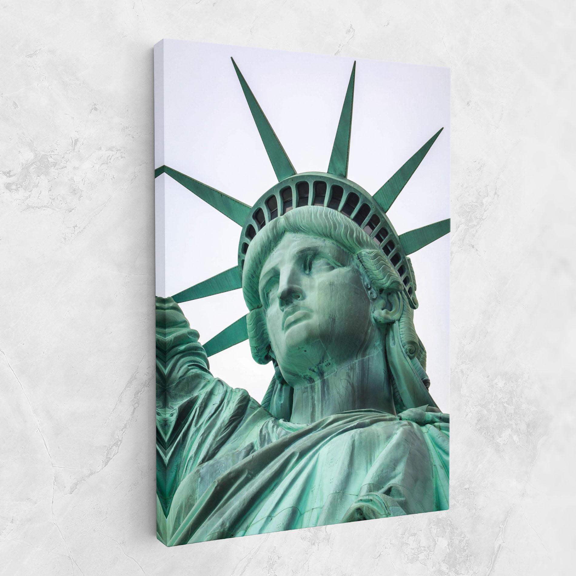 Vászonkép Statue Of Liberty Head mockup 1