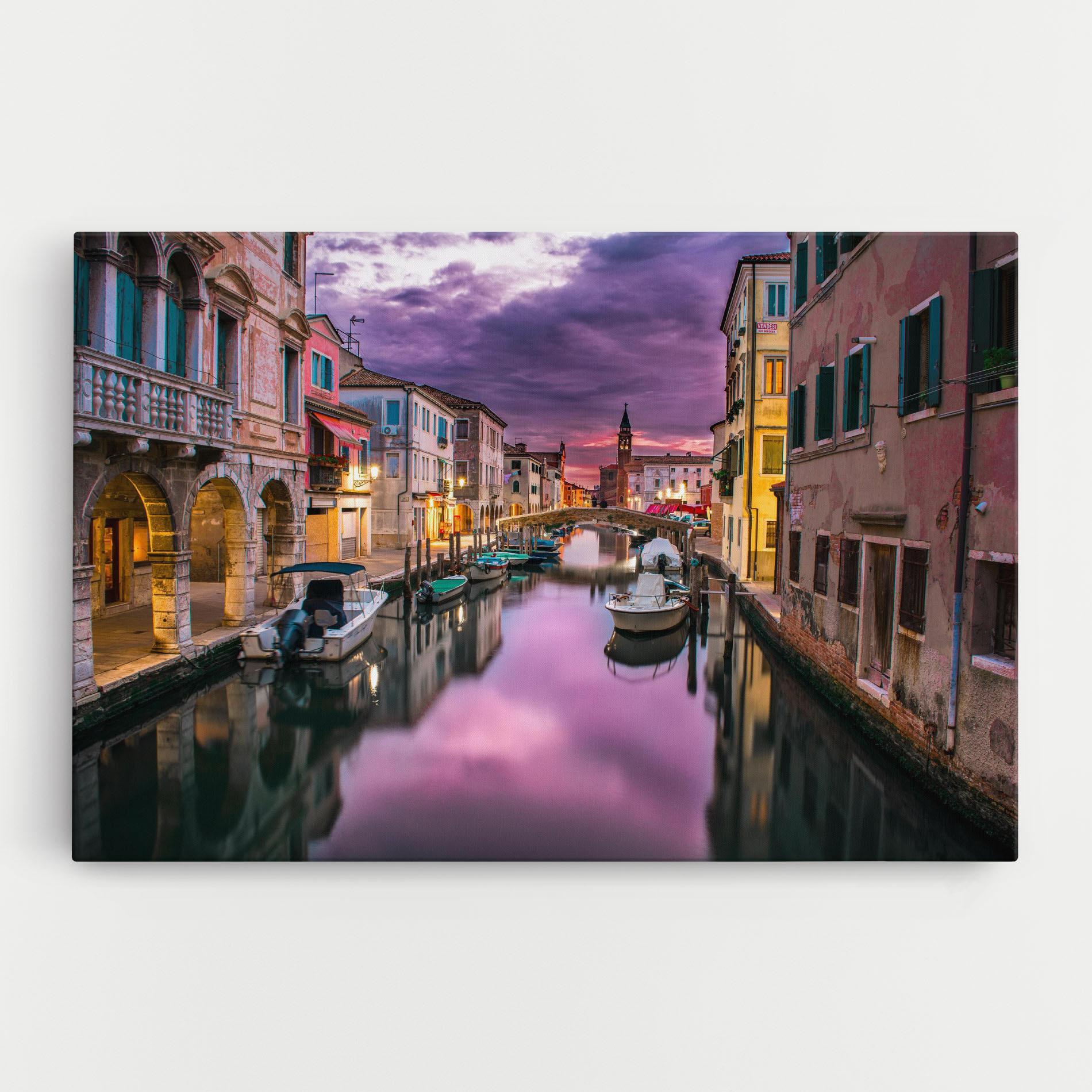 Vászonkép Purple Light Venecia mockup 0