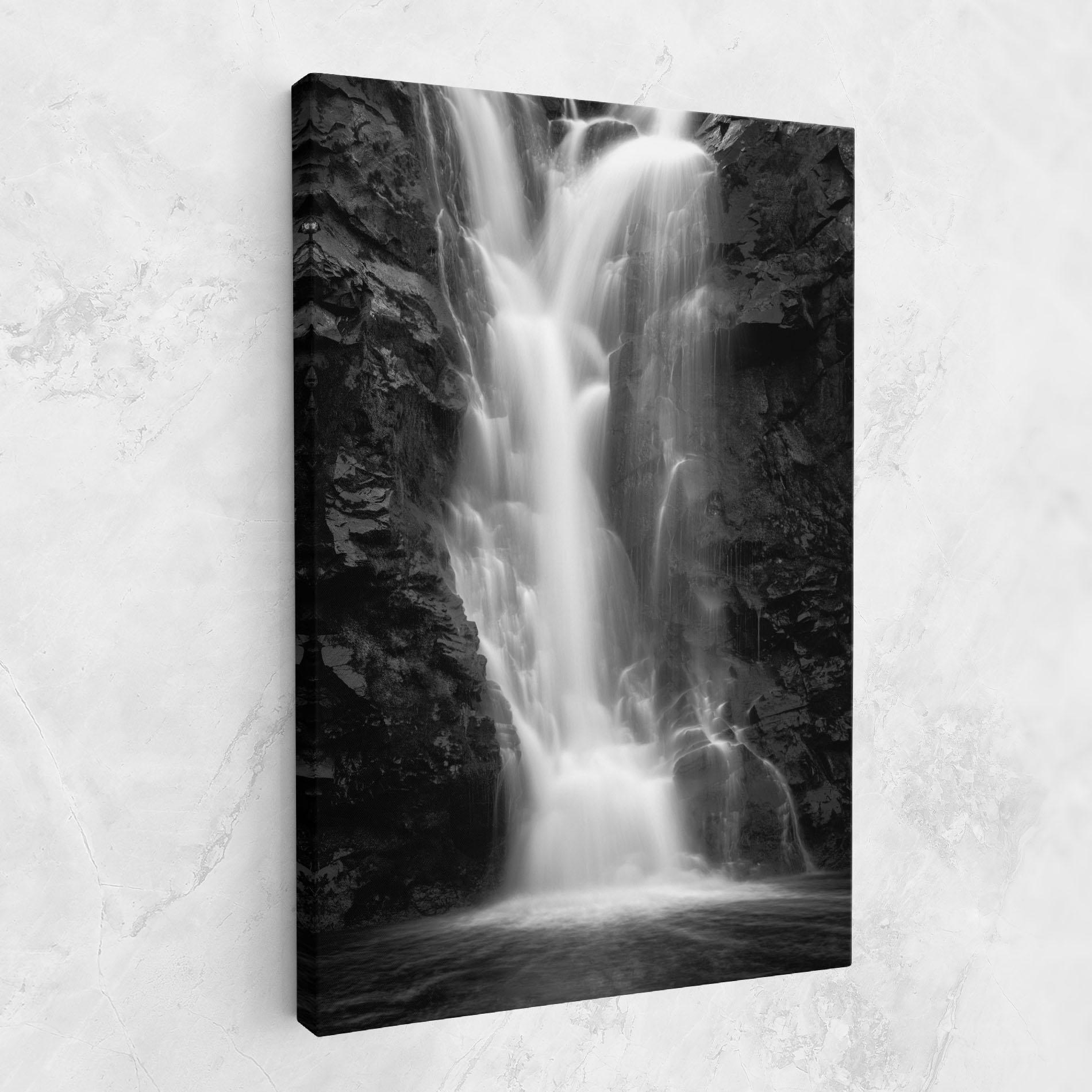 Vászonkép Black Rock Waterfall View mockup 1