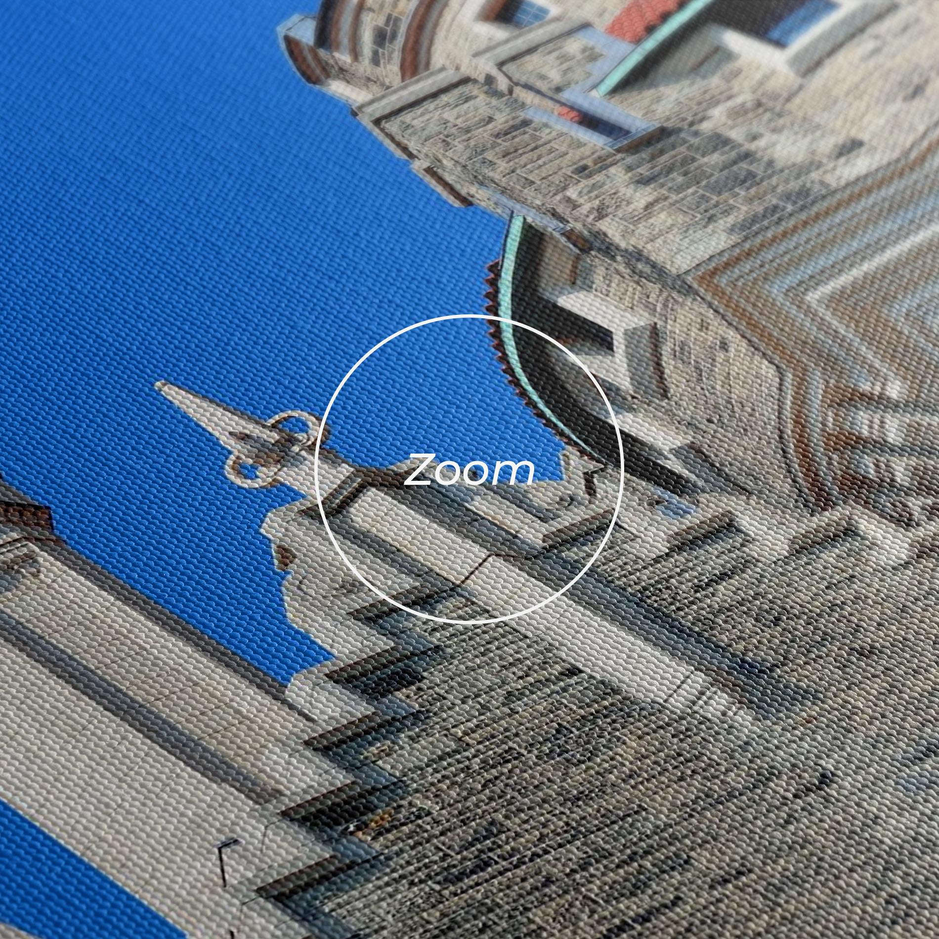 Vászonkép Casa Loma mockup 3