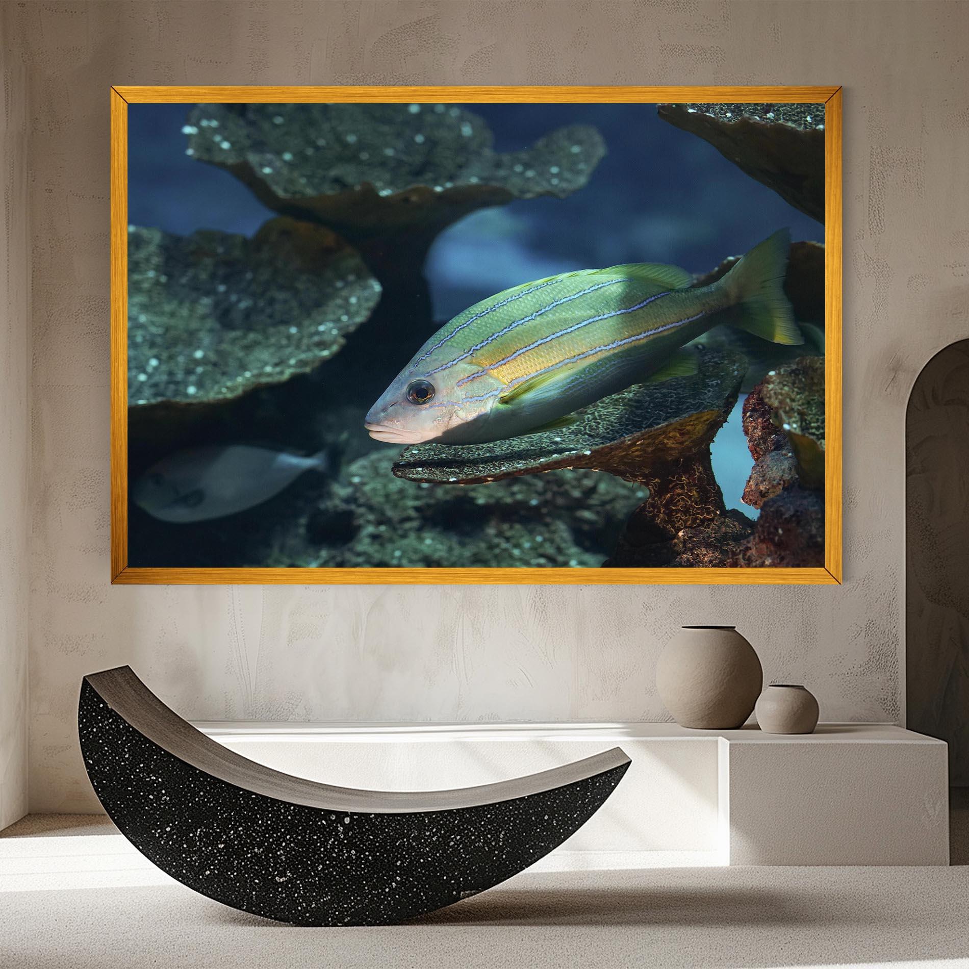 Vászonkép Green Gold Fish mockup 8