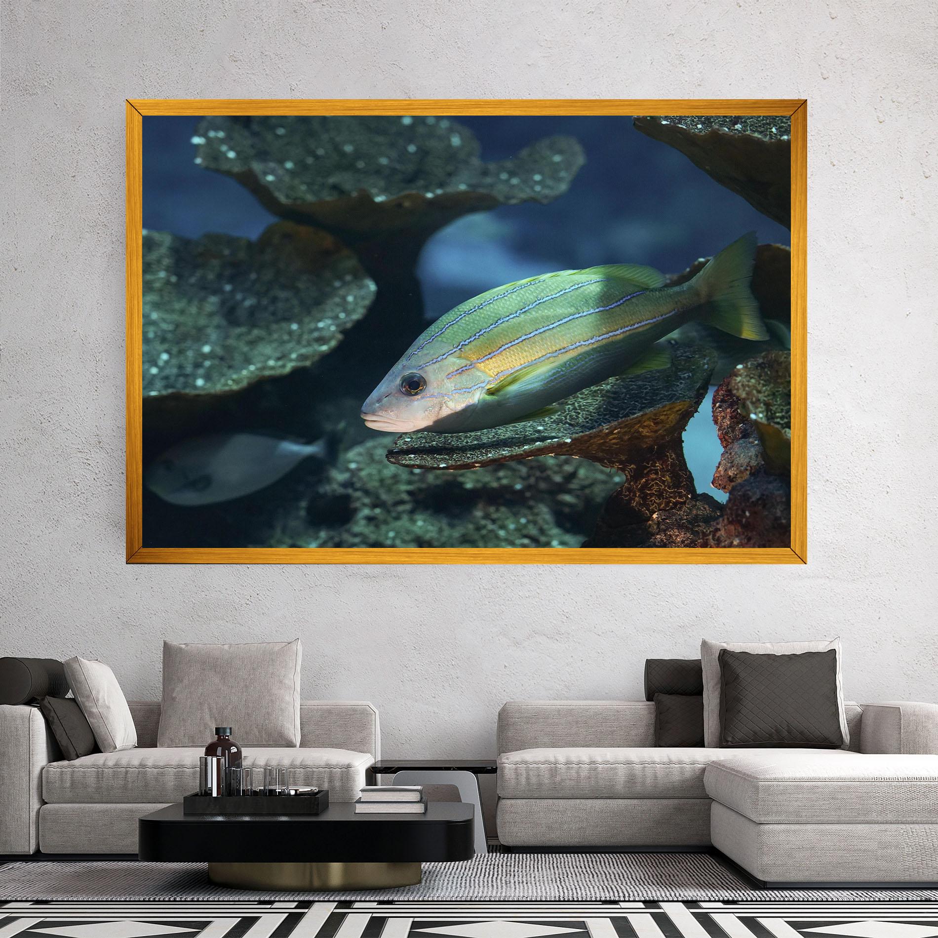 Vászonkép Green Gold Fish mockup 2