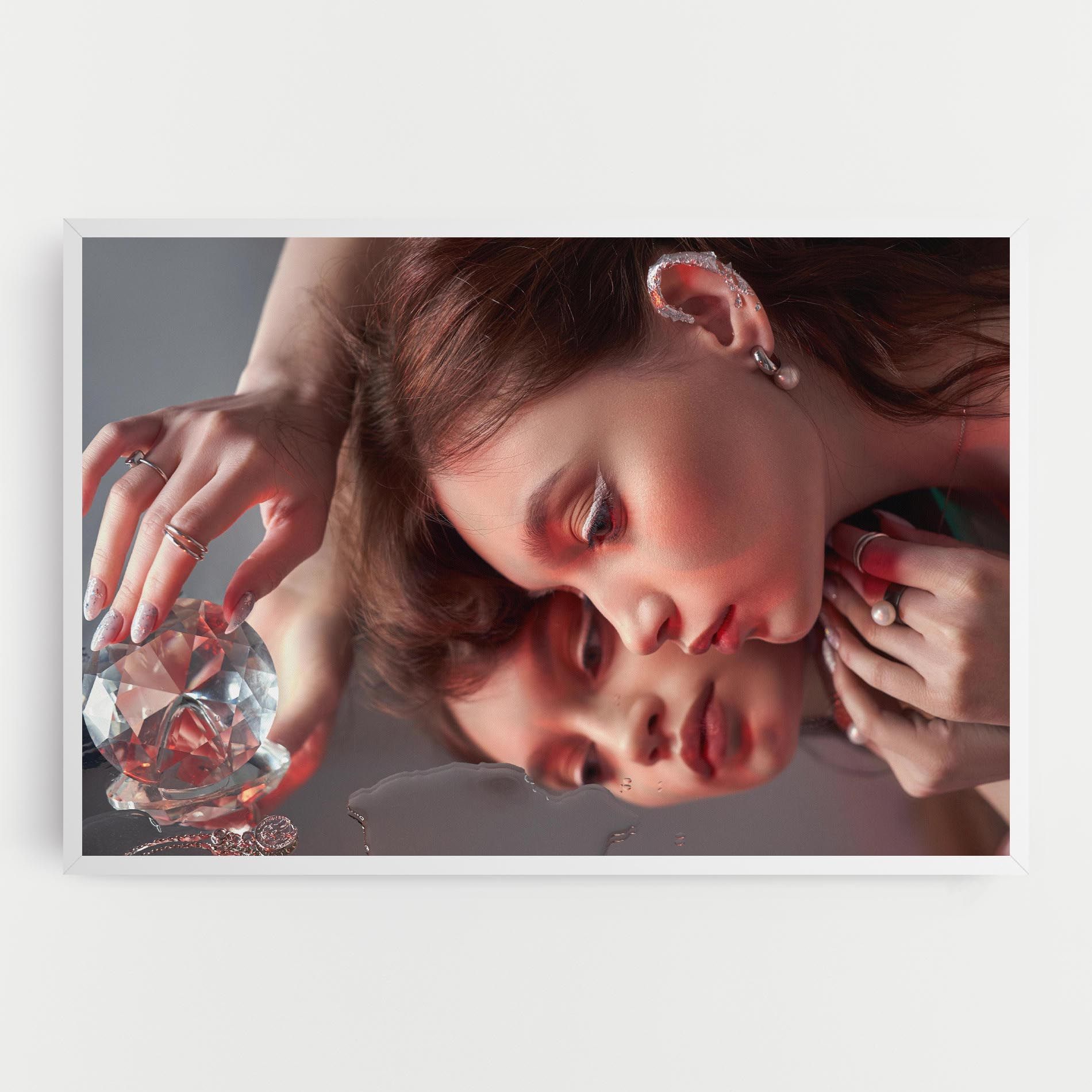 Big Diamond Hand mockup 0