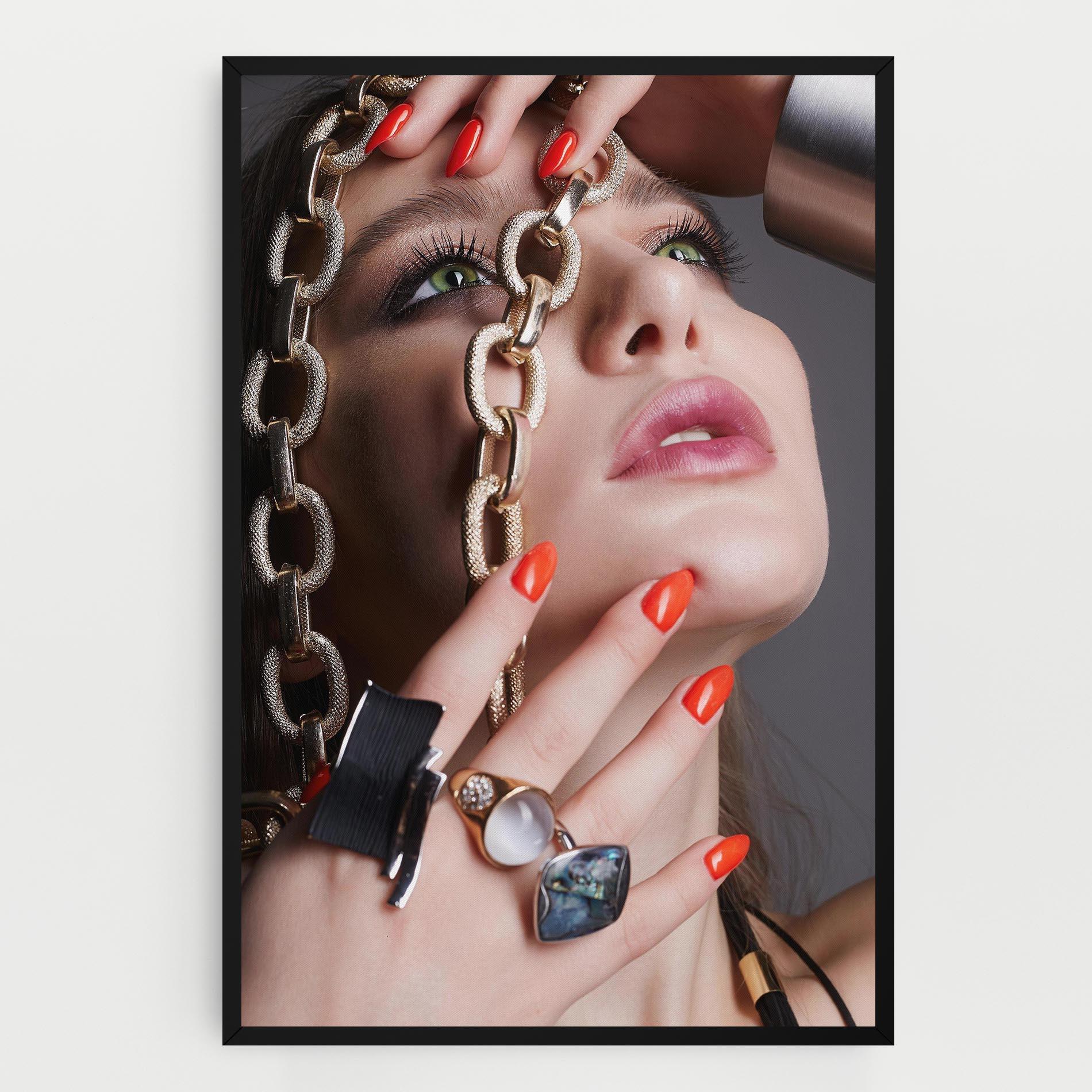 Vászonkép Big Chain Woman mockup 0