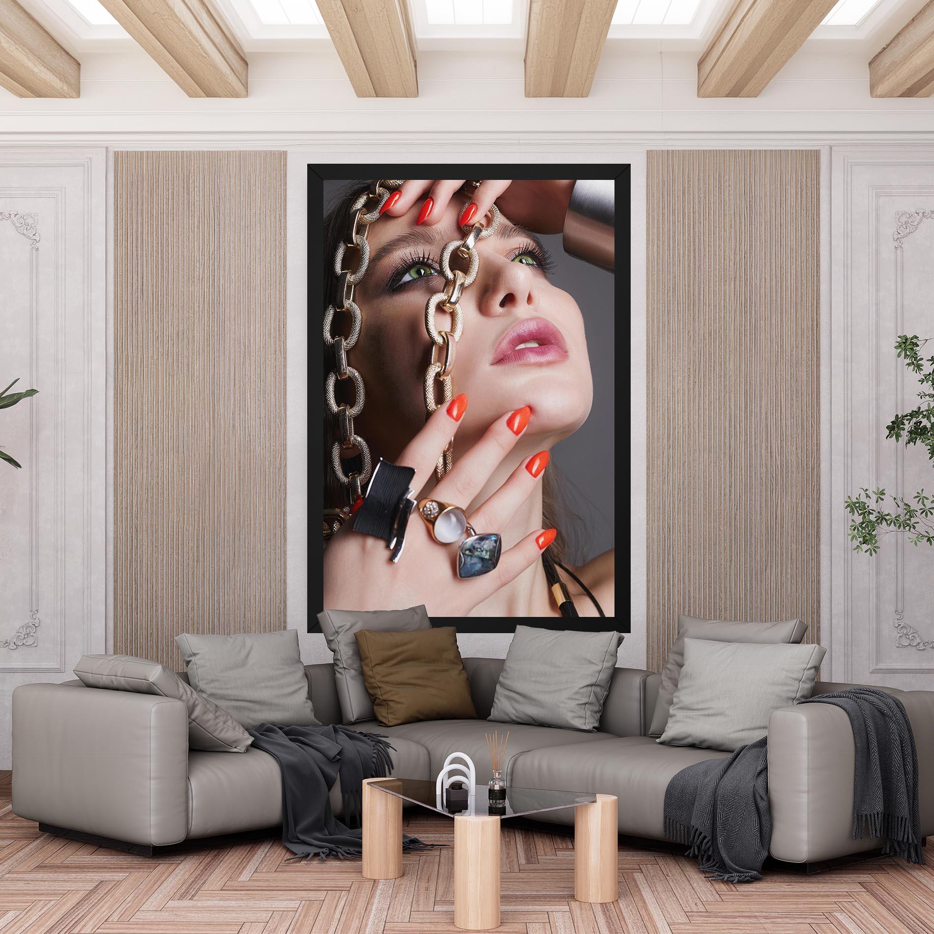 Vászonkép Big Chain Woman mockup 6