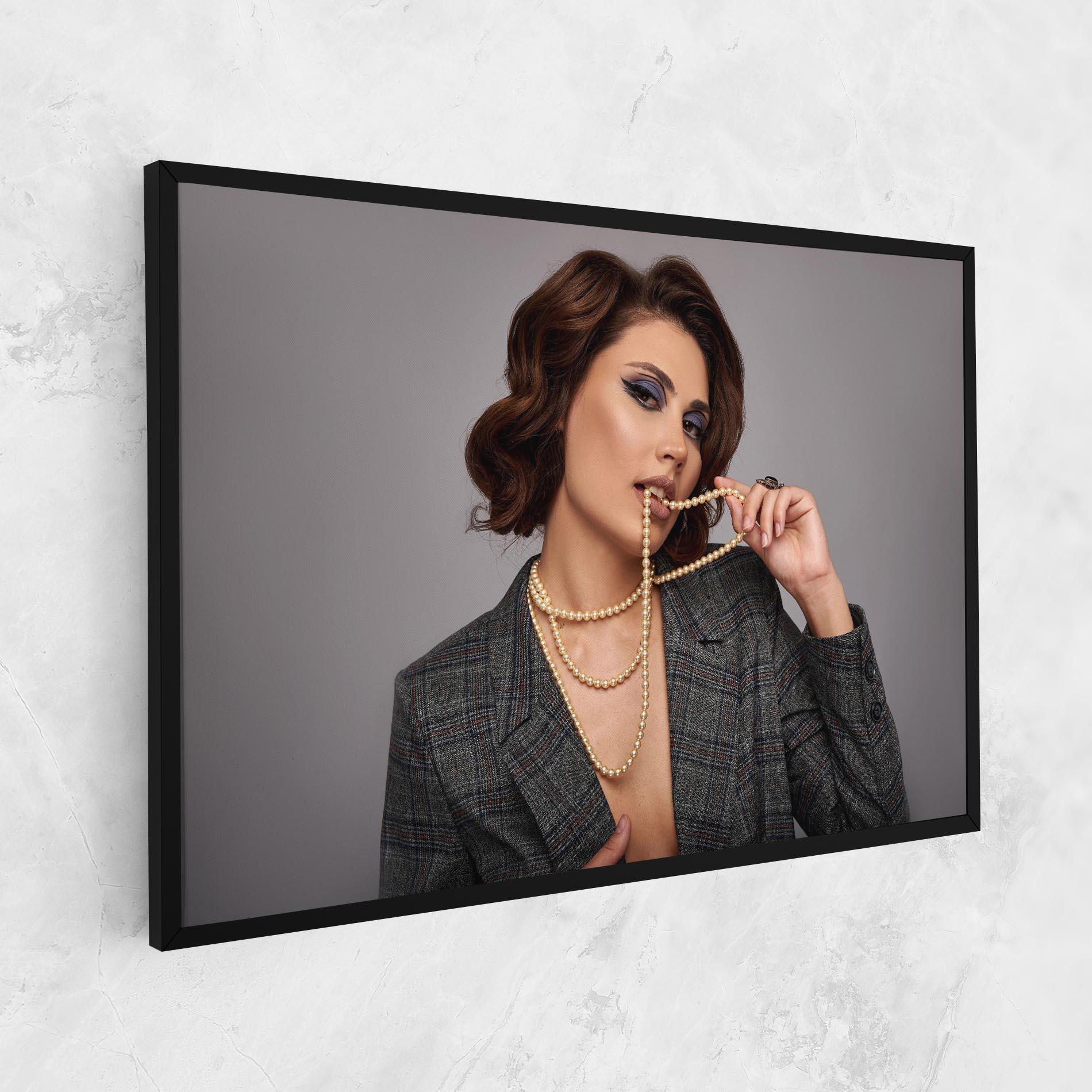 Vászonkép Gold Pearls mockup 1